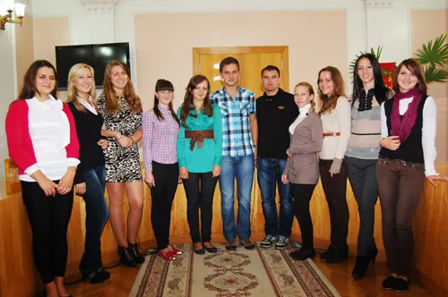 студенти СНУ