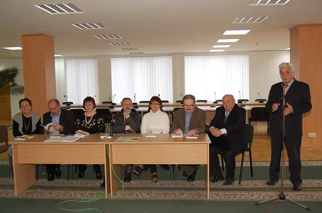 Відбулася презентація збірника «Апостол правди і науки: Волинські письменники – 200-літньому ювілею Тараса Шевченка»