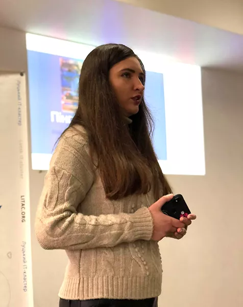 Як виявляти та спростовувати фейки розповіли на факультеті філології та журналістики 