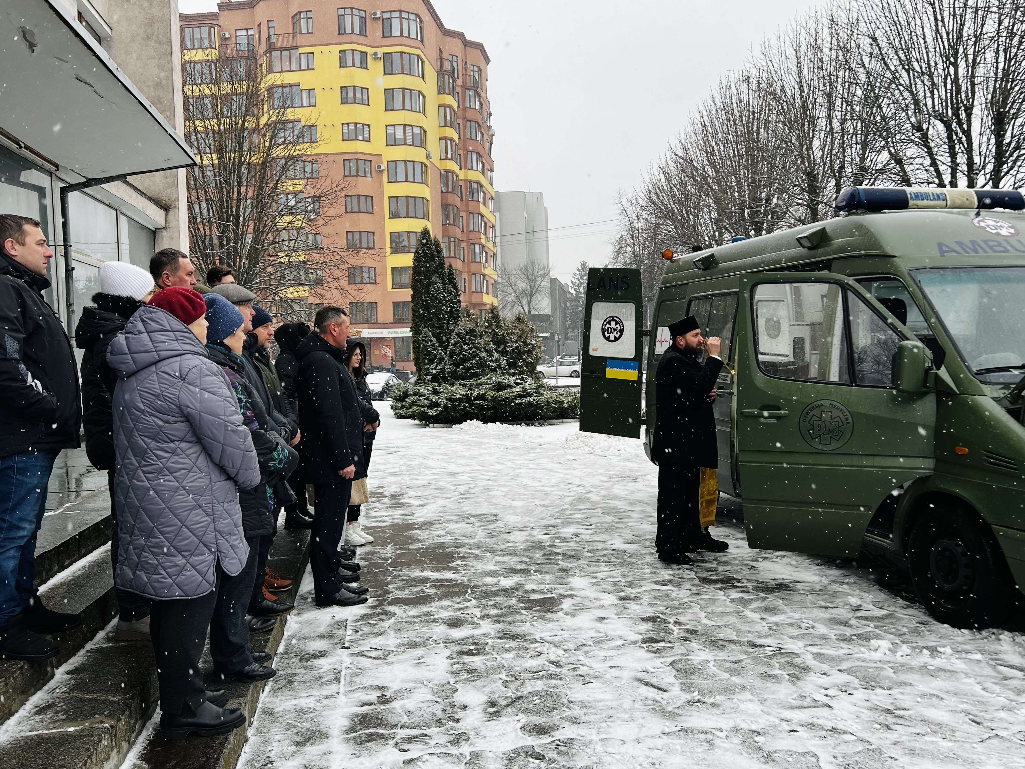 волонтерка