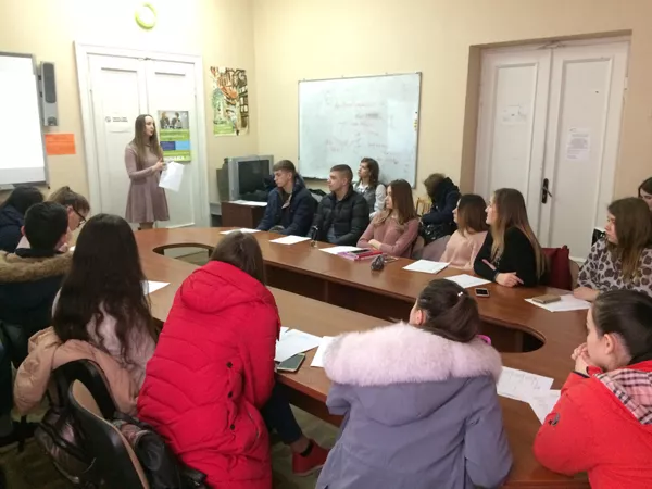 Зустріч із волонтеркою Корпусу миру США в Україні Шоу Еймі Рейн