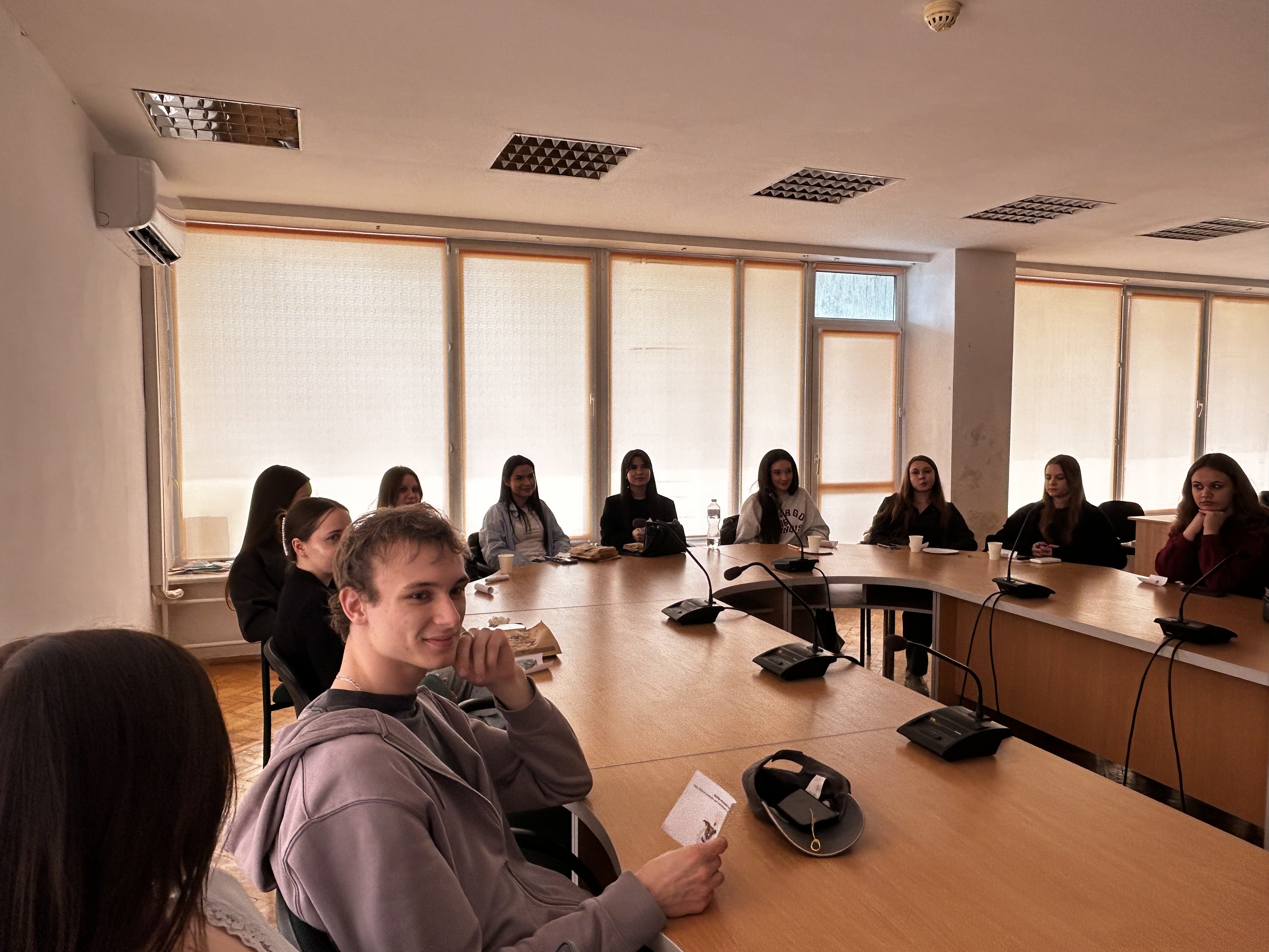 Фактчекінг як навичка сучасності: на факультеті психології відбувся тематичний захід до Міжнародного дня перевірки фактів