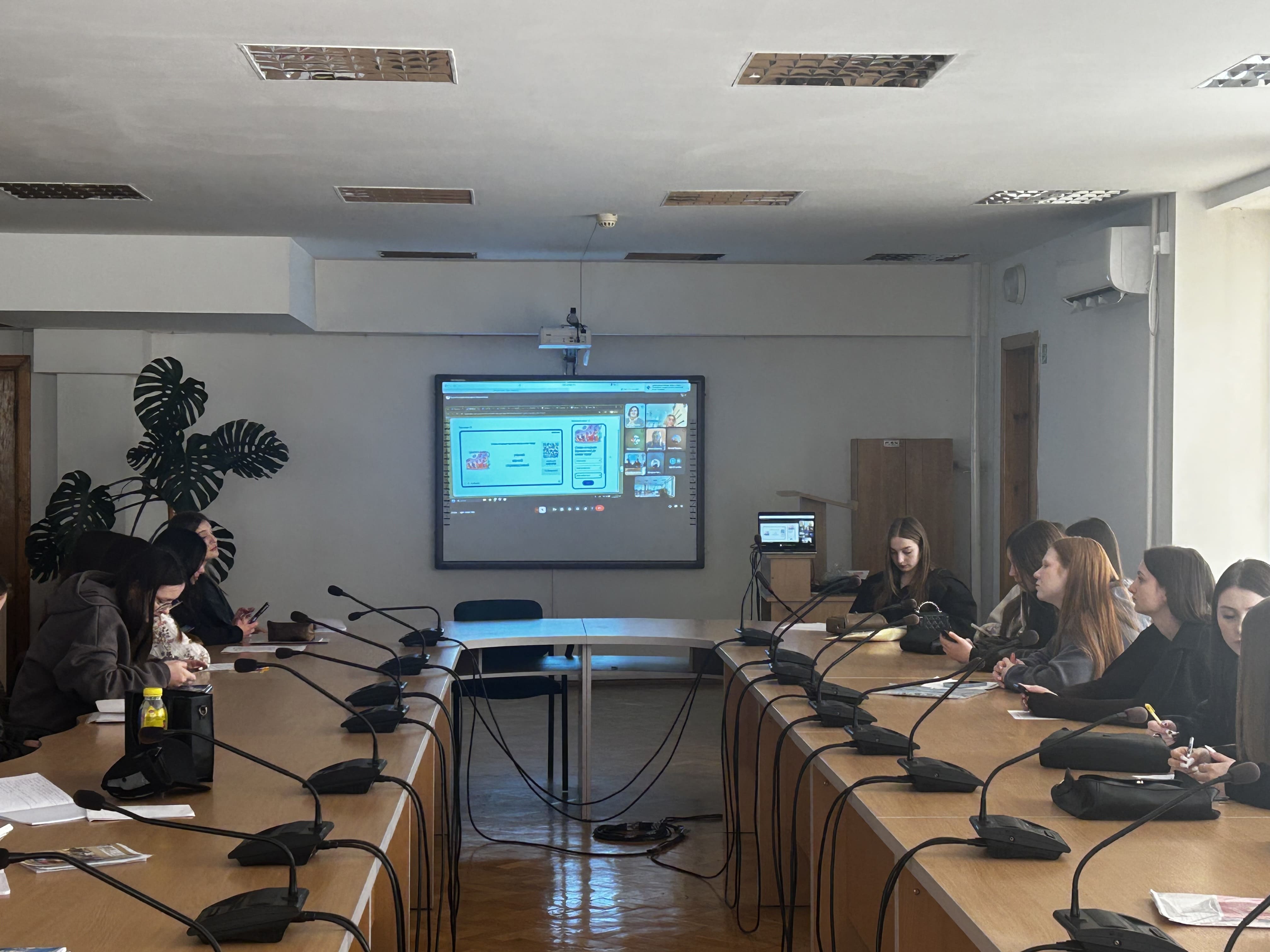 Формування лідерських компетентностей майбутніх психологів