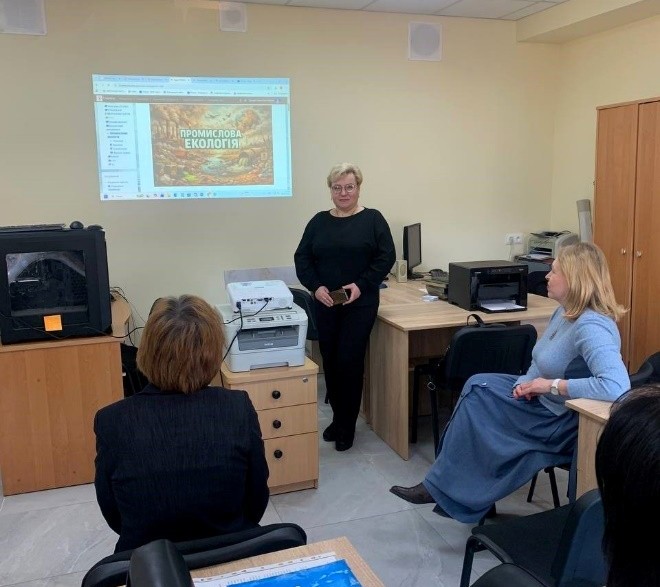 Тиждень ННІ хімії та екології: синергія науки, інновацій і майбутніх можливостей