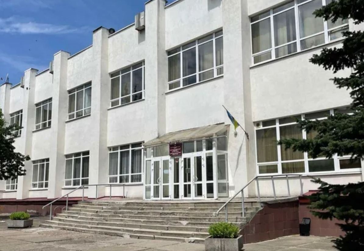 Університет відремонтує дах навчально-лабораторного корпусу