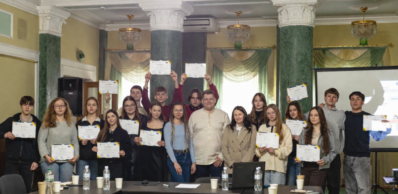 Молодіжні дебати: що забезпечує демократію та стійкість громад