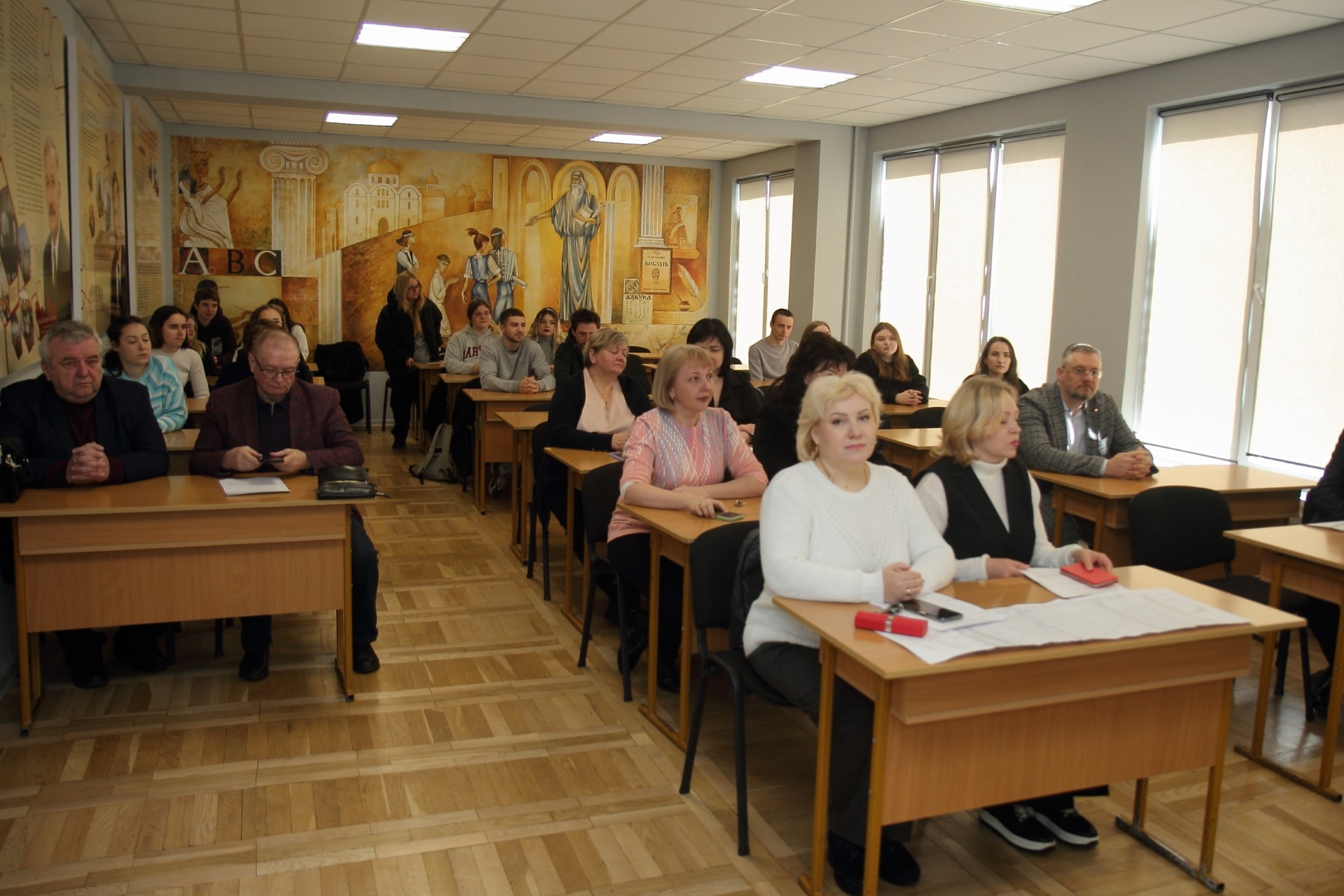 Публічне обговорення освітніх програм спеціальності «Екологія» 