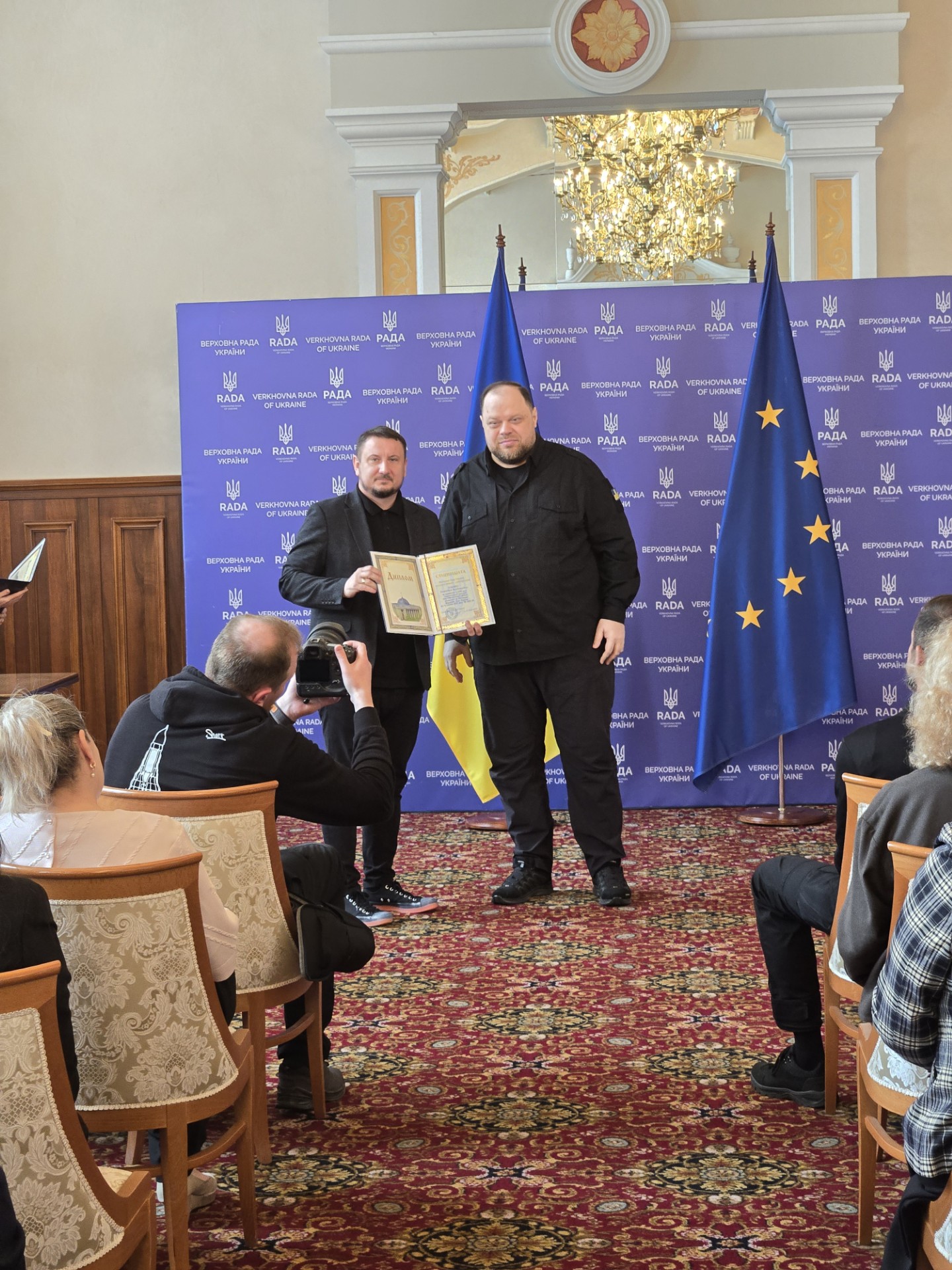 Професору Університету Костянтину Павлову  вручили диплом стипендіата Верховної Ради України – молодим ученим – докторам наук