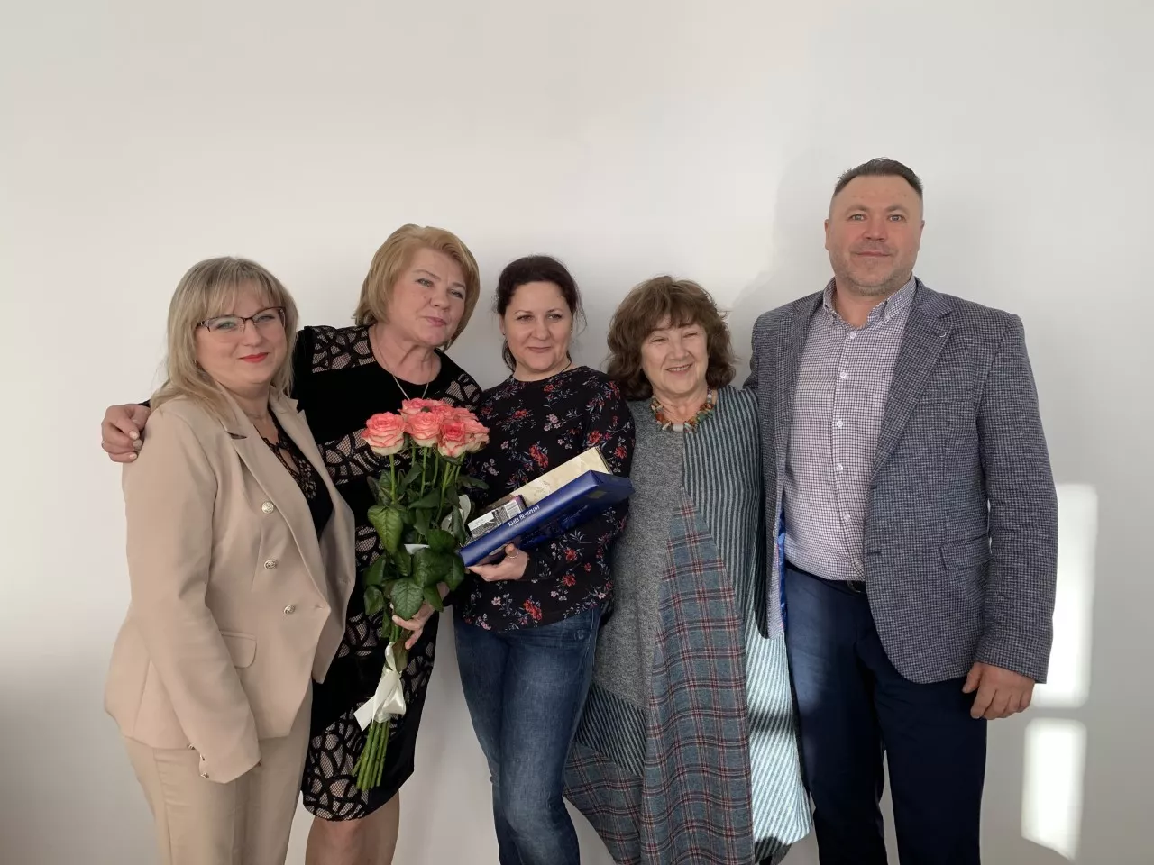 Викладачі кафедри здоров’я і фізичної культури привітали колегу з ювілеєм