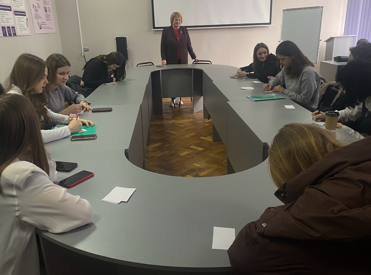 Працевлаштування у сфері соціальних послуг: мотивація, виклики та перспективи