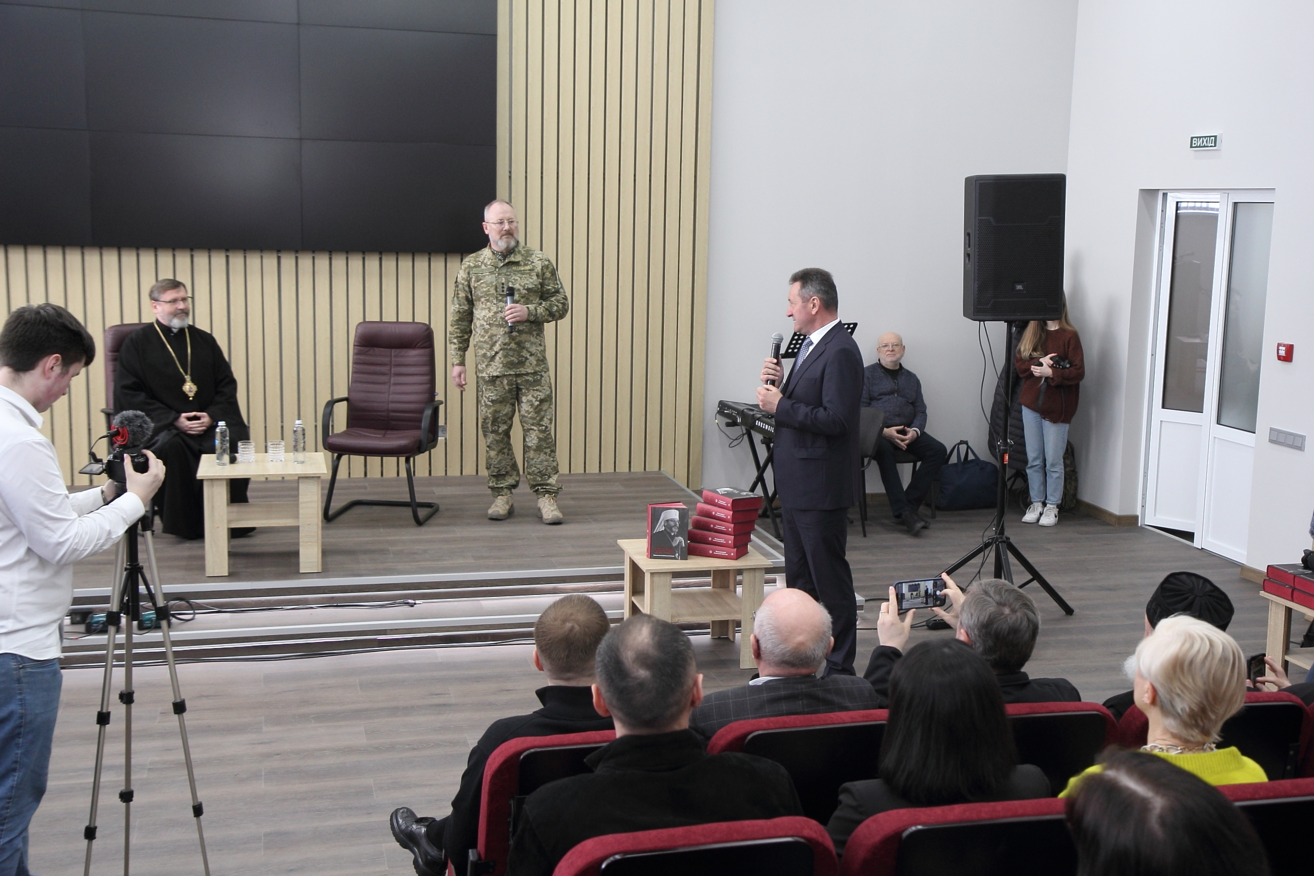 Блаженніший Святослав Шевчук презентував книгу про віру та стійкість України в Університеті