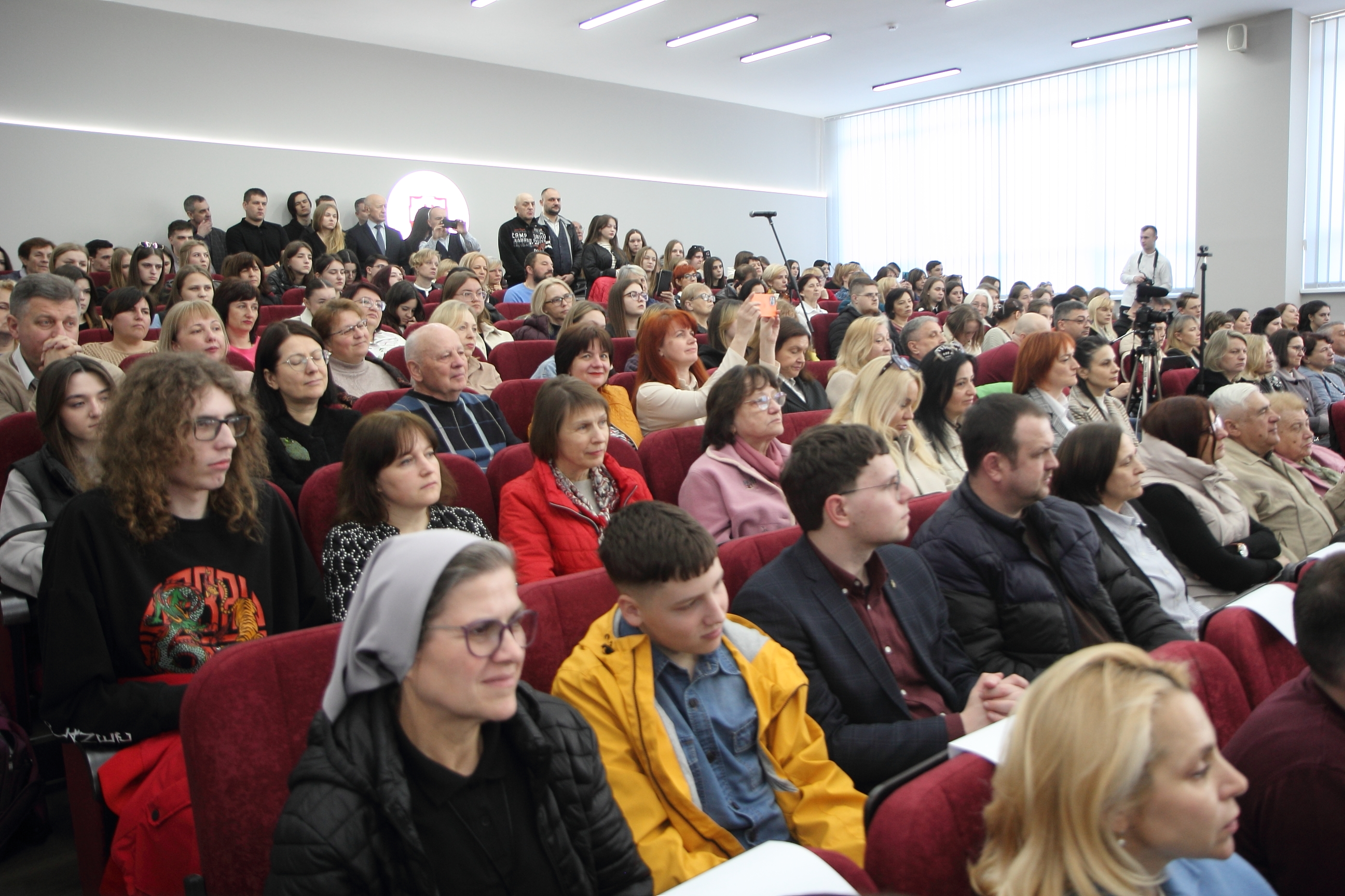 Блаженніший Святослав Шевчук презентував книгу про віру та стійкість України в Університеті