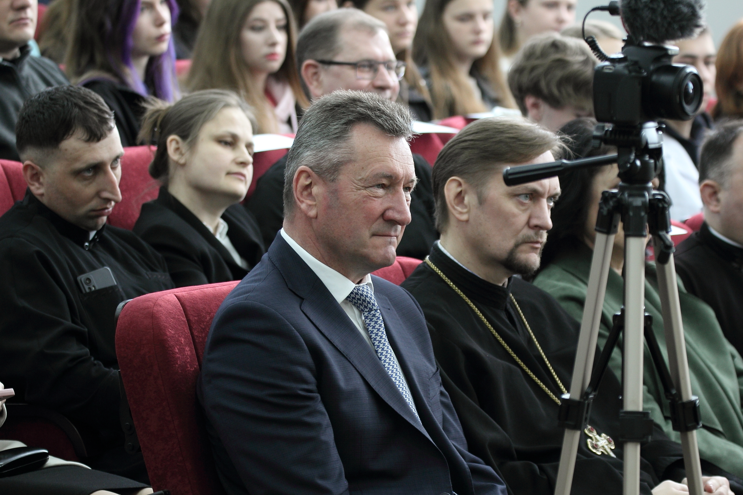 Блаженніший Святослав Шевчук презентував книгу про віру та стійкість України в Університеті