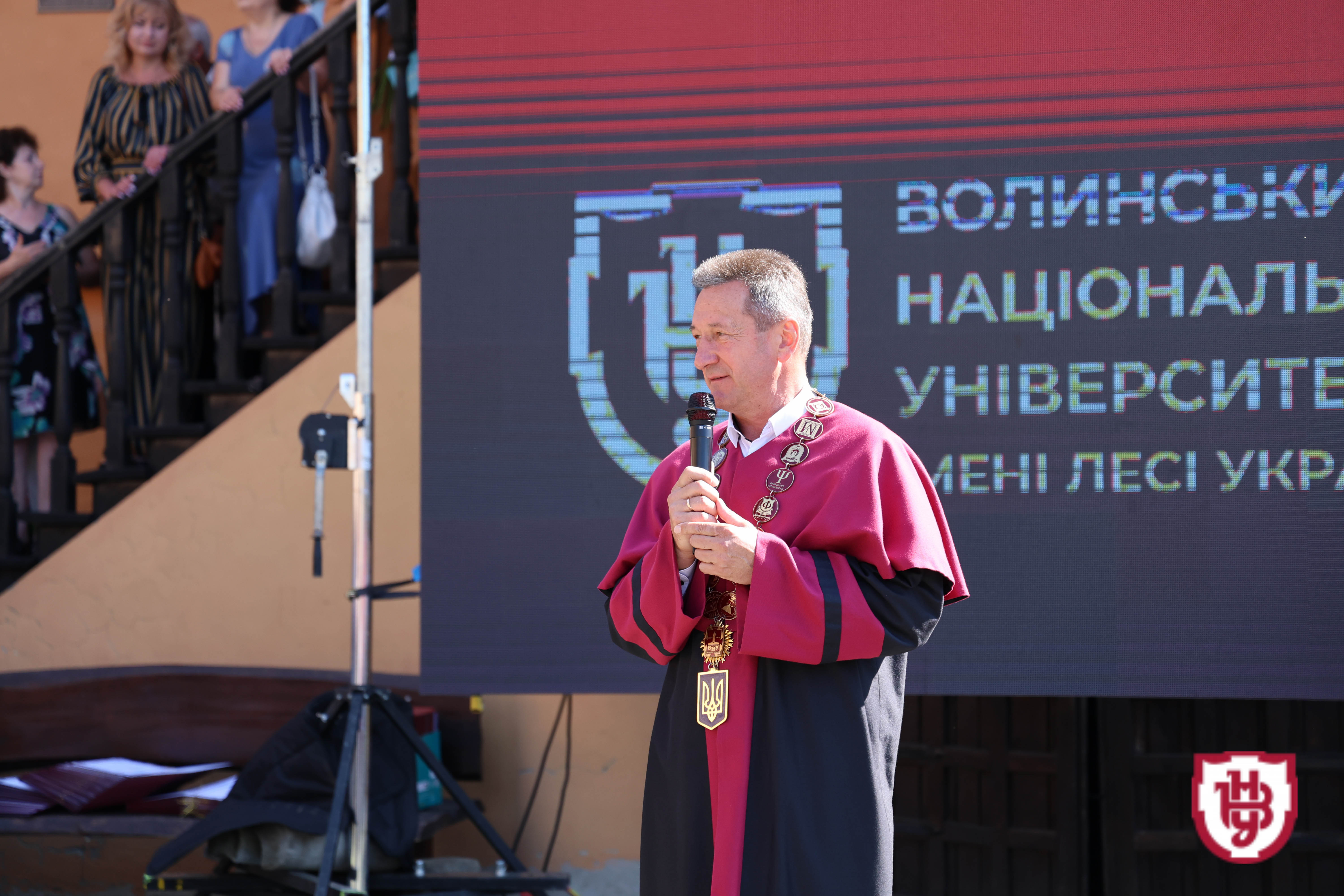 Випуск бакалаврів 2025: студенти ВНУ імені Лесі Українки отримали дипломи