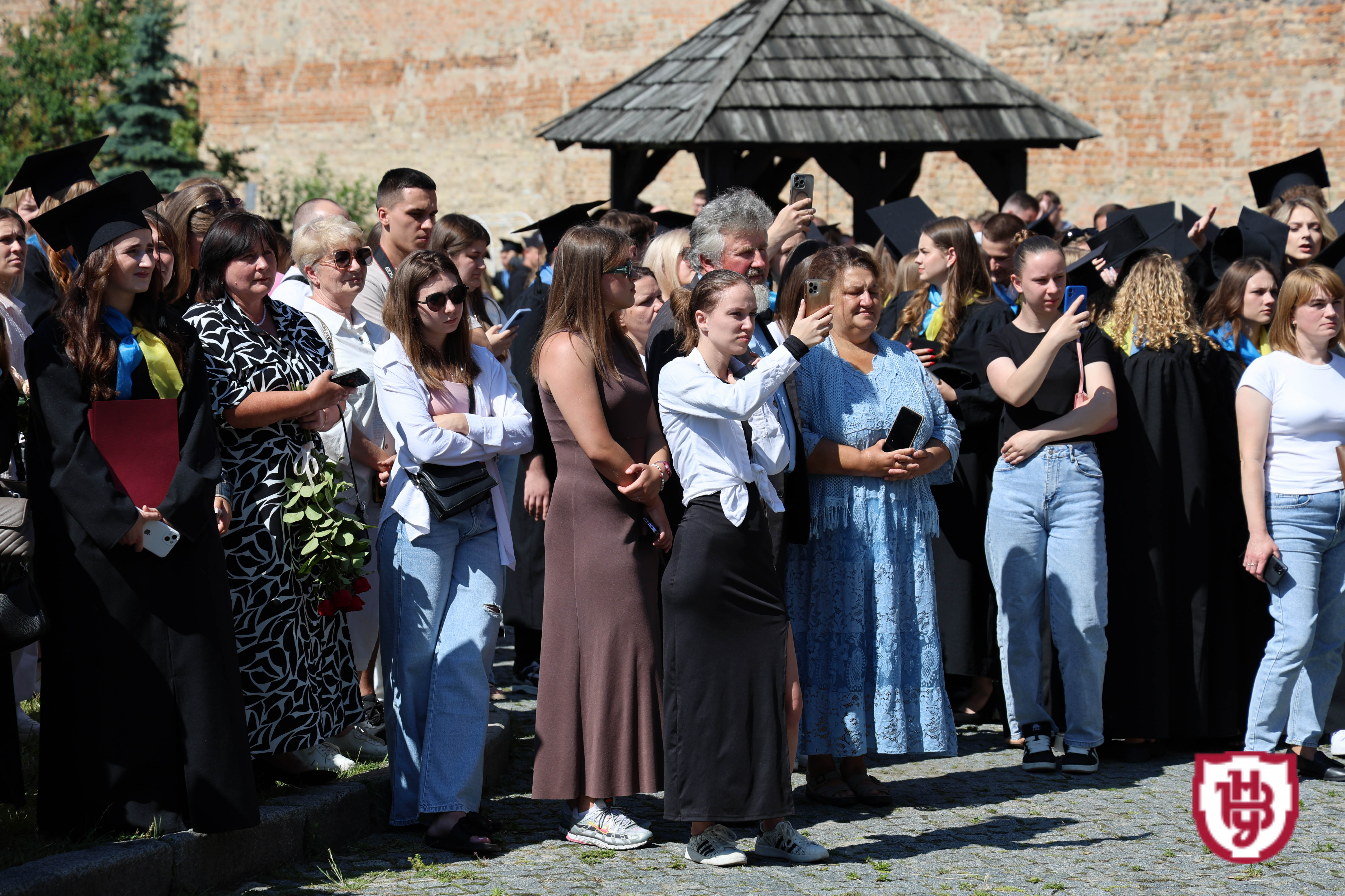 Випуск бакалаврів 2025: студенти ВНУ імені Лесі Українки отримали дипломи