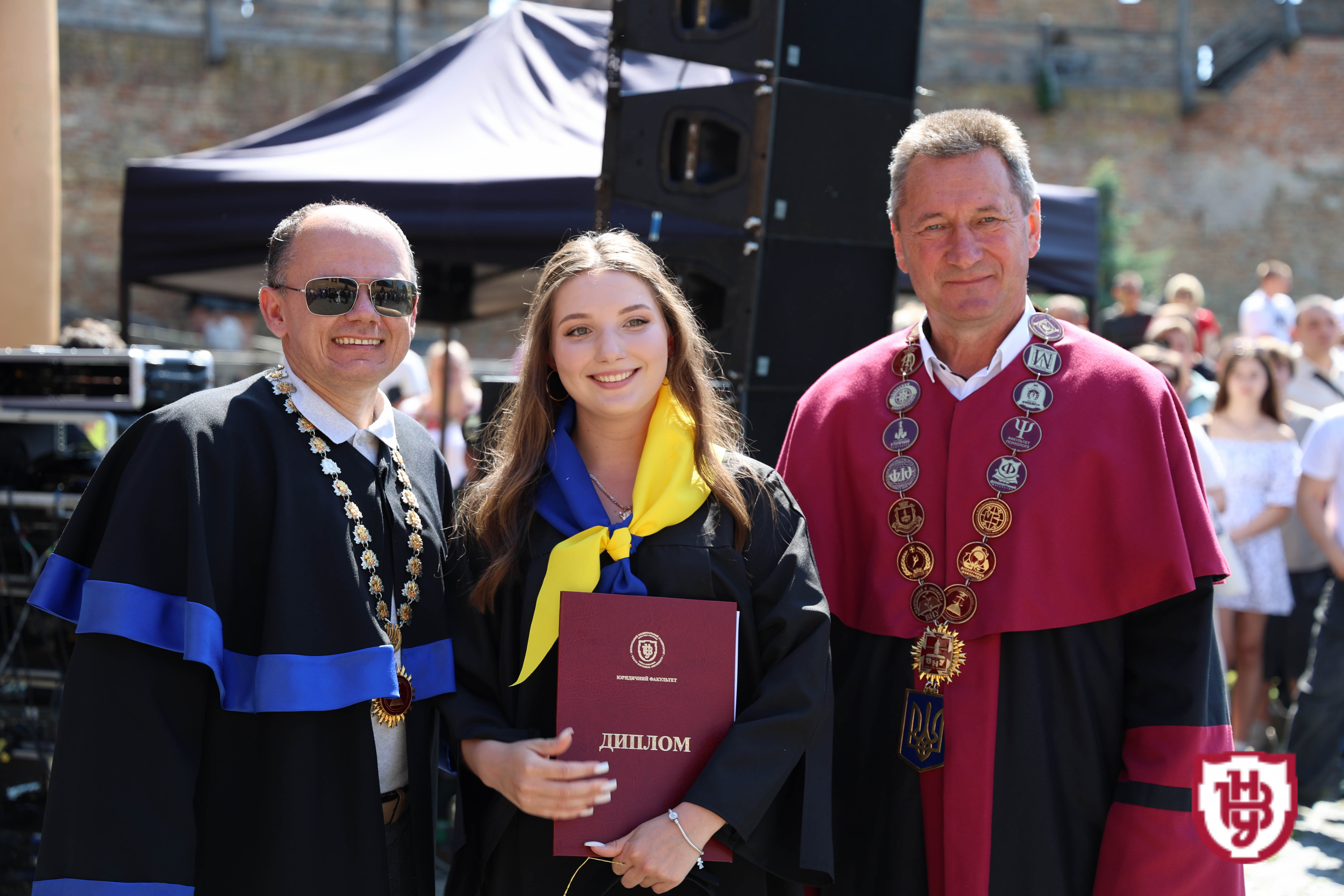 Випуск бакалаврів 2025: студенти ВНУ імені Лесі Українки отримали дипломи