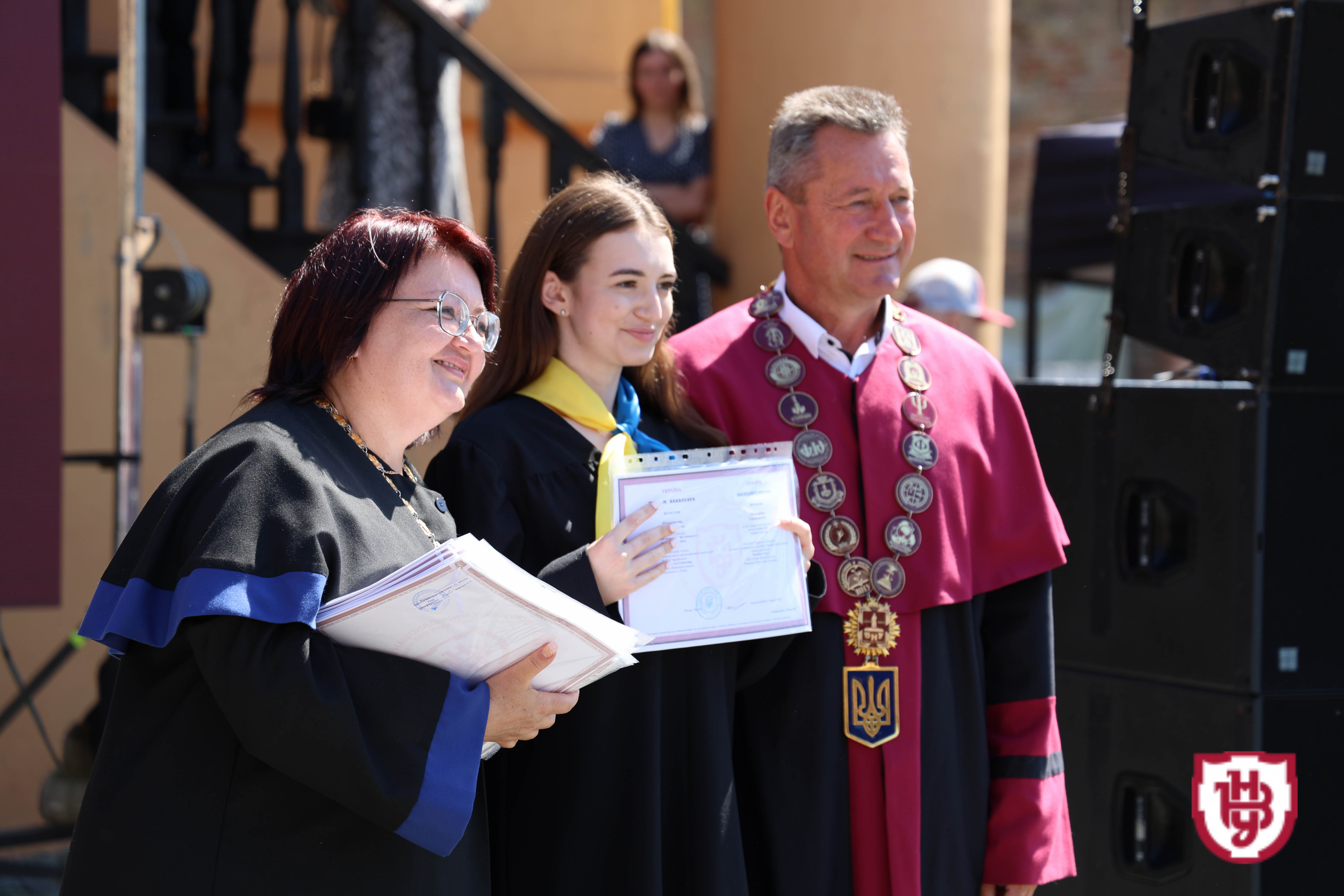 Випуск бакалаврів 2025: студенти ВНУ імені Лесі Українки отримали дипломи