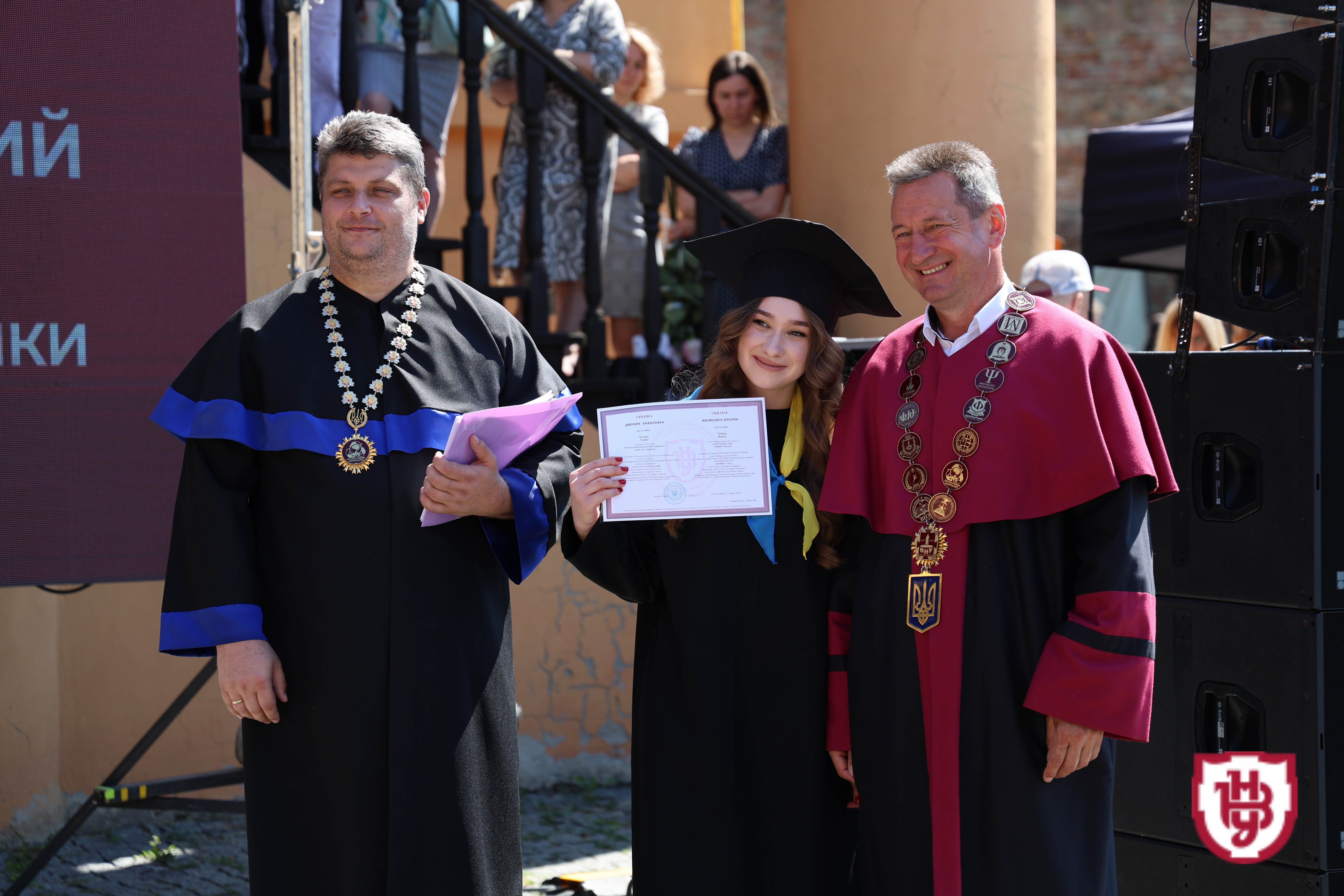 Випуск бакалаврів 2025: студенти ВНУ імені Лесі Українки отримали дипломи