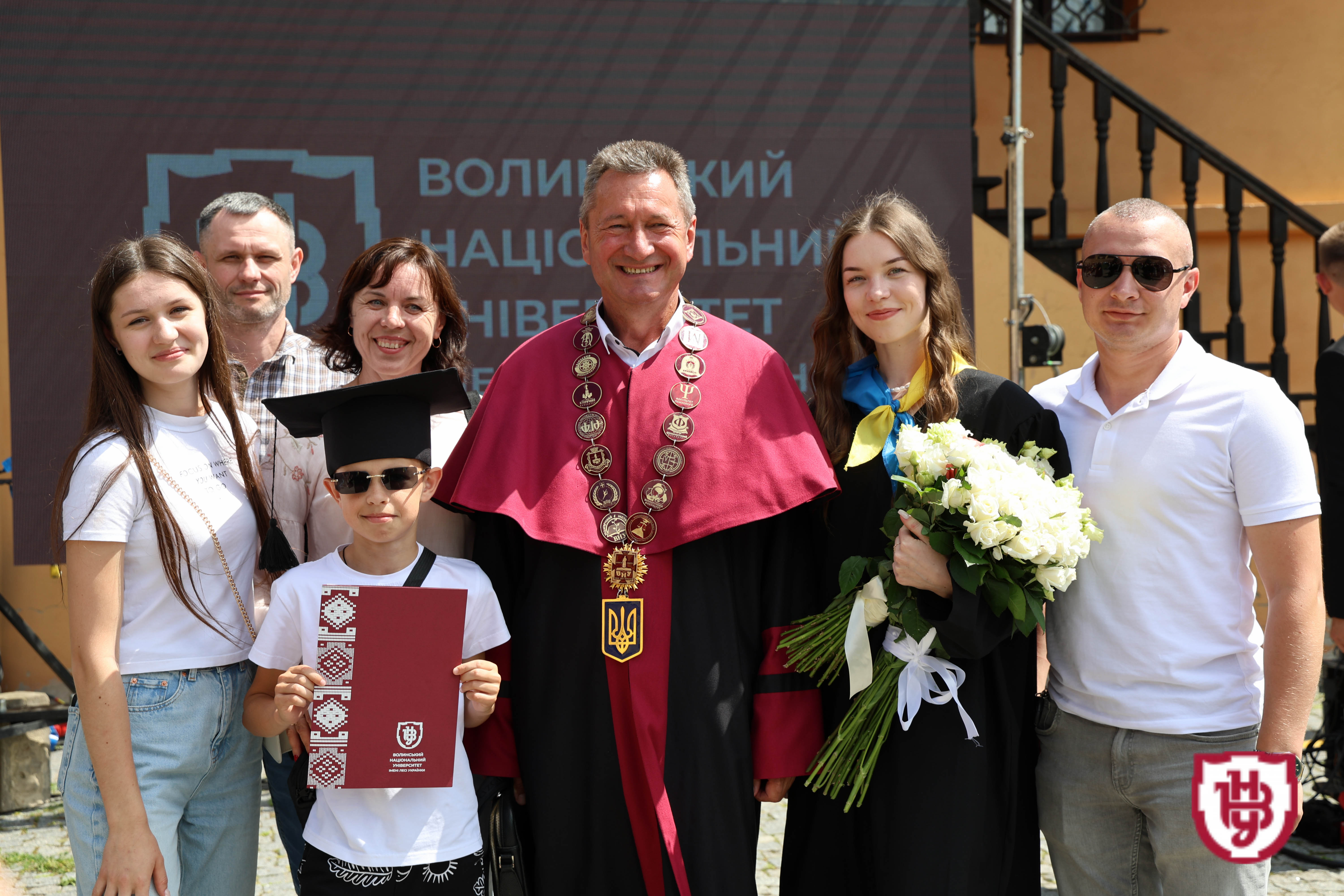 Випуск бакалаврів 2025: студенти ВНУ імені Лесі Українки отримали дипломи