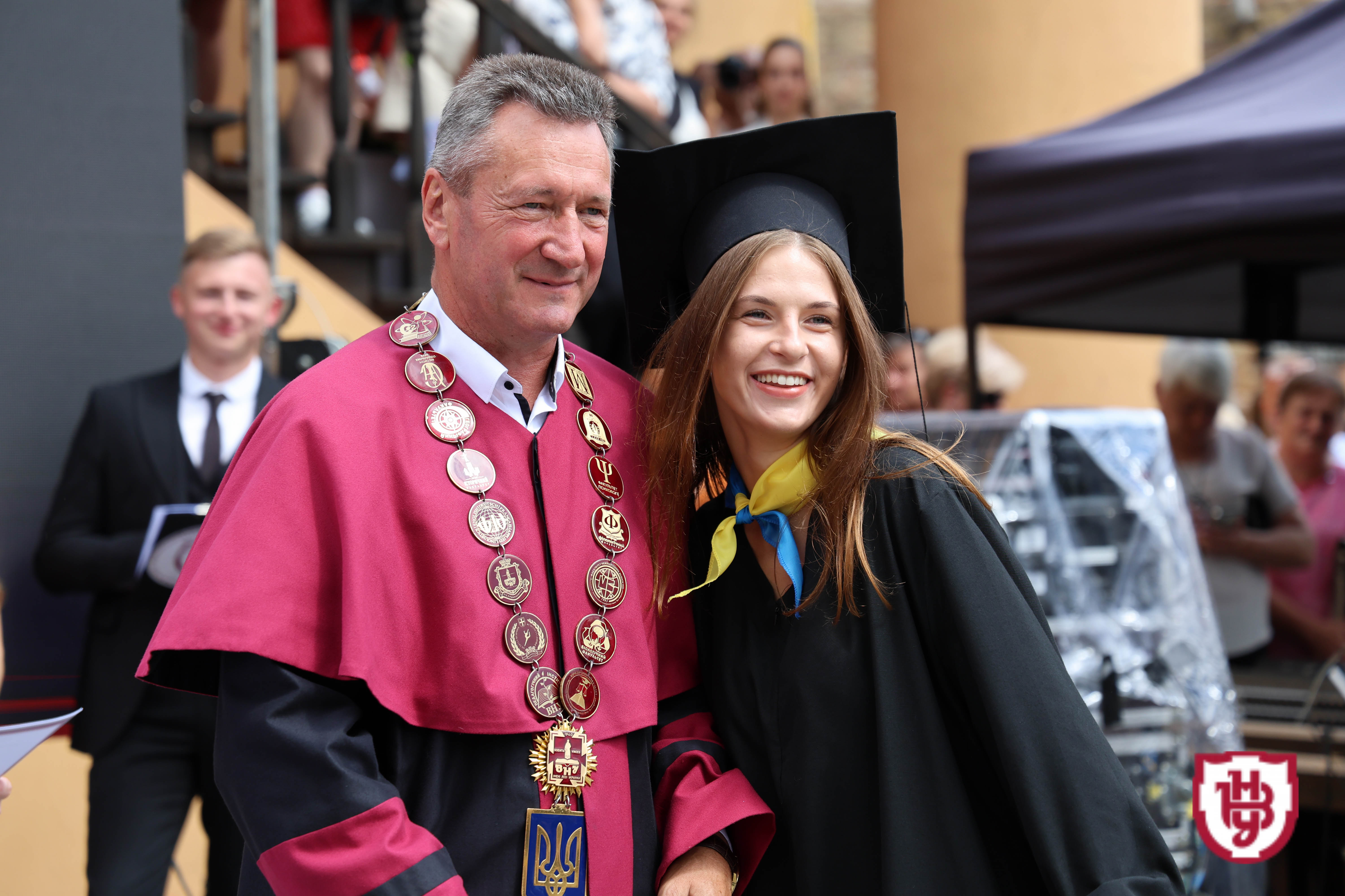 Випуск бакалаврів 2025: студенти ВНУ імені Лесі Українки отримали дипломи