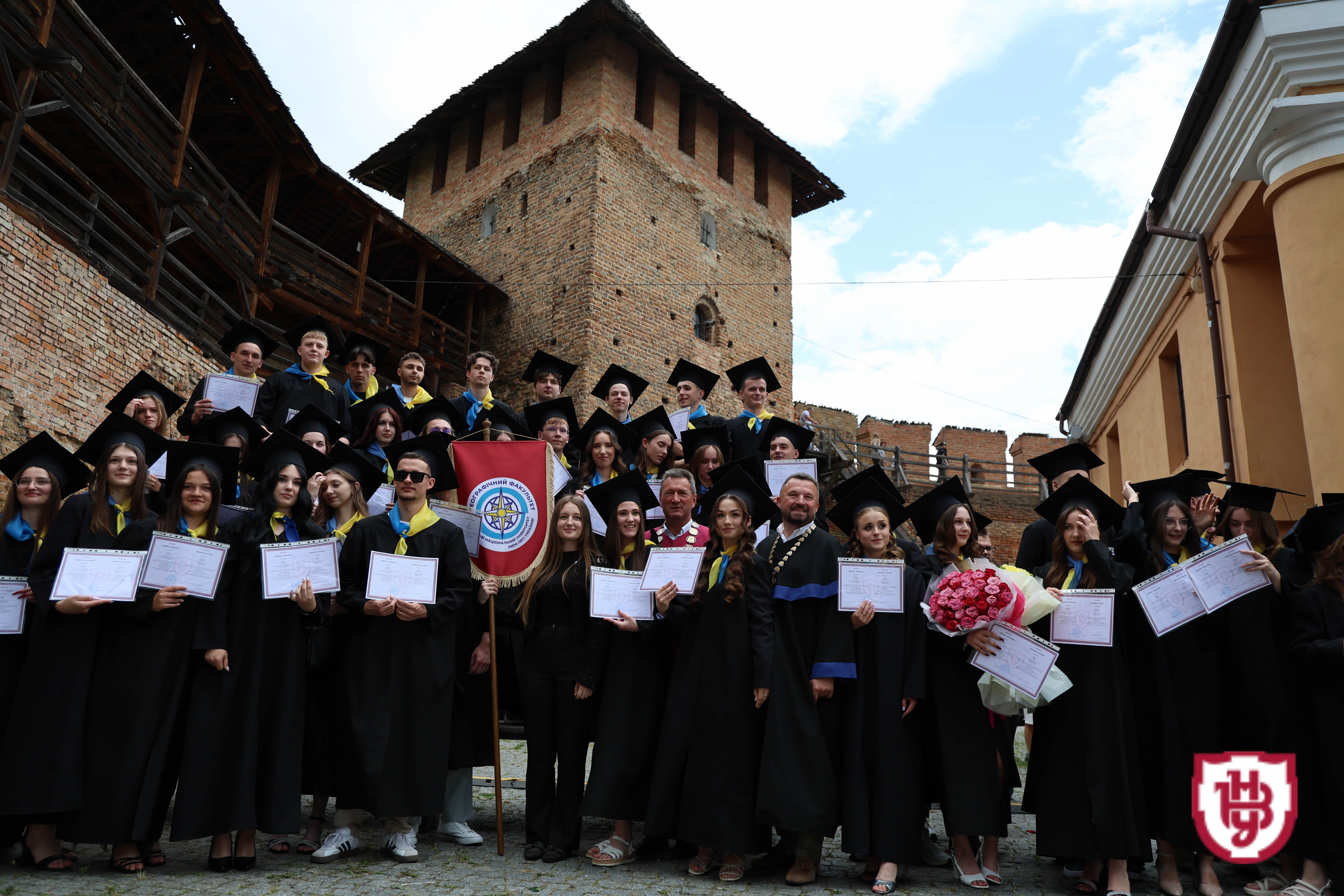 Випуск бакалаврів 2025: студенти ВНУ імені Лесі Українки отримали дипломи