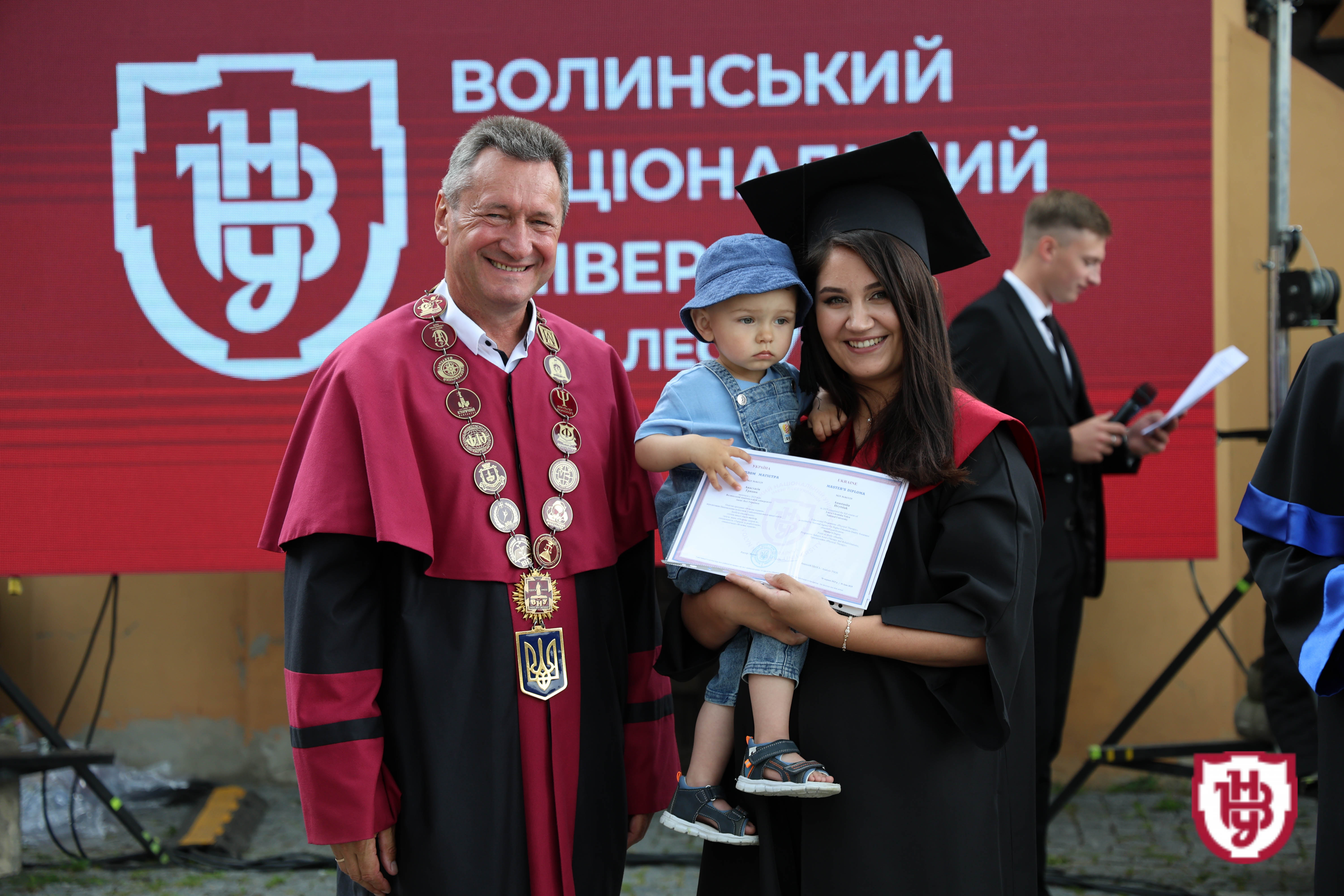 Випуск бакалаврів 2025: студенти ВНУ імені Лесі Українки отримали дипломи