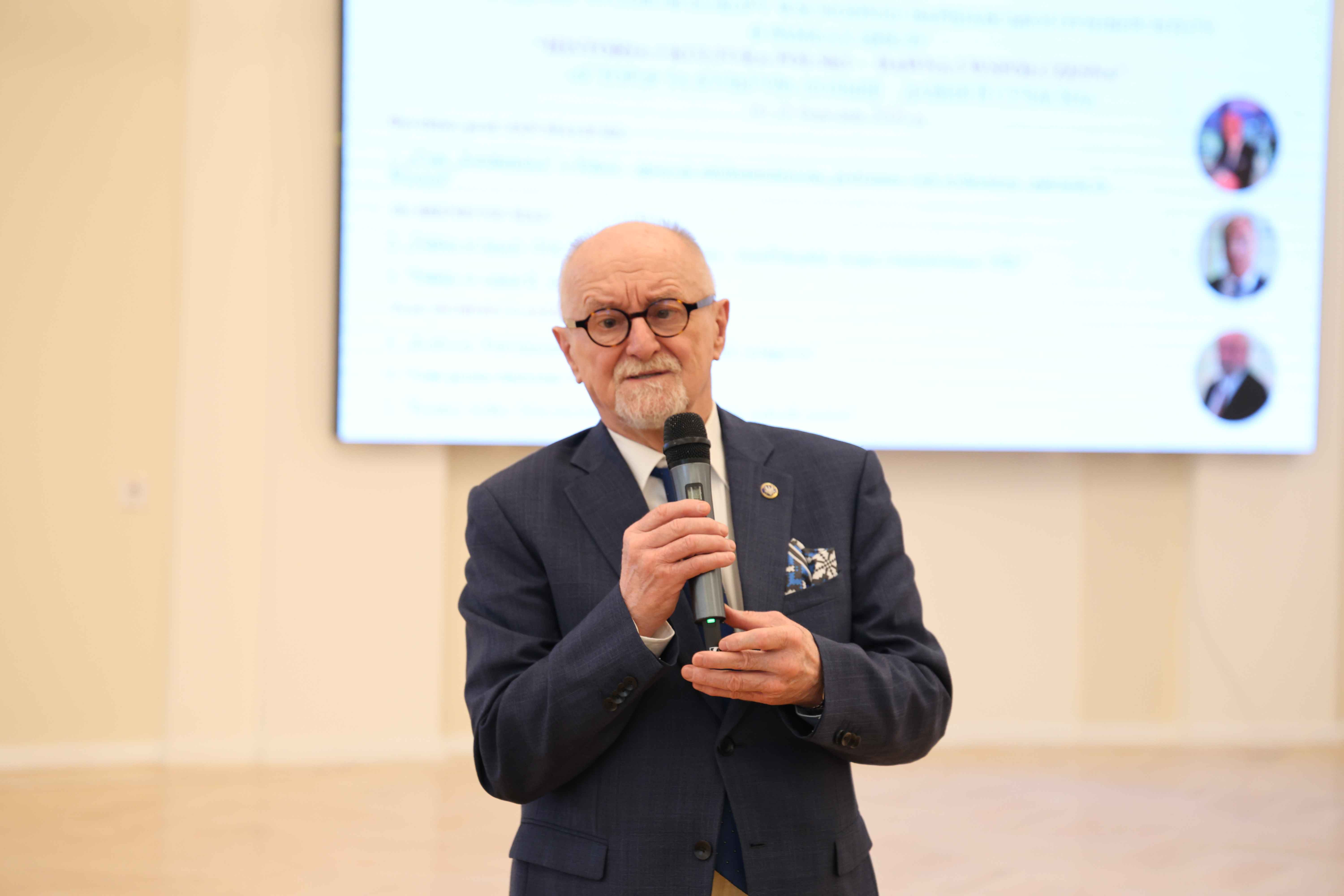 Понад 220 студентів ВНУ імені Лесі Українки прослухали курс лекцій від науковців Studium Europy Wschodniej Варшавського університету
