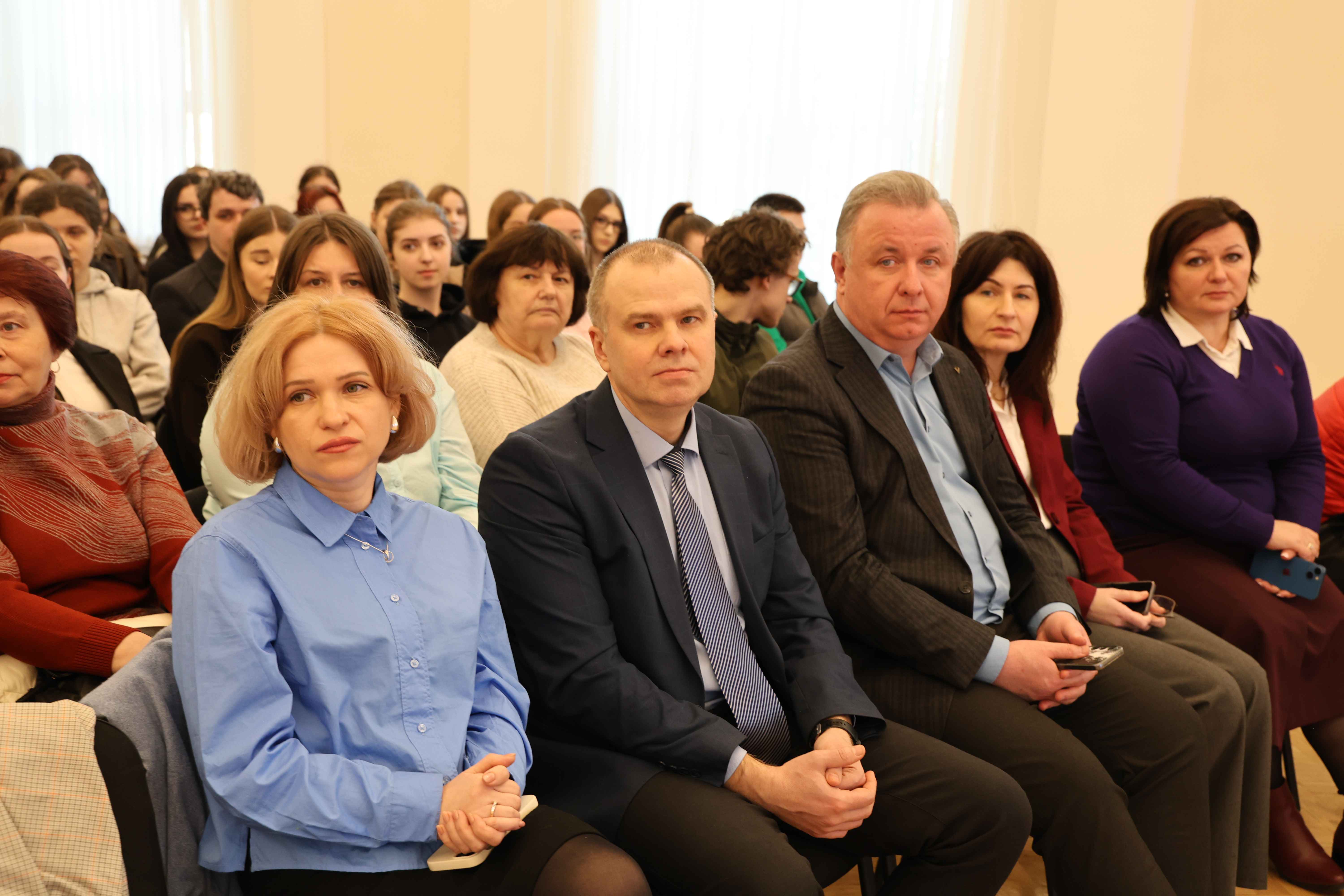 Понад 220 студентів ВНУ імені Лесі Українки прослухали курс лекцій від науковців Studium Europy Wschodniej Варшавського університету