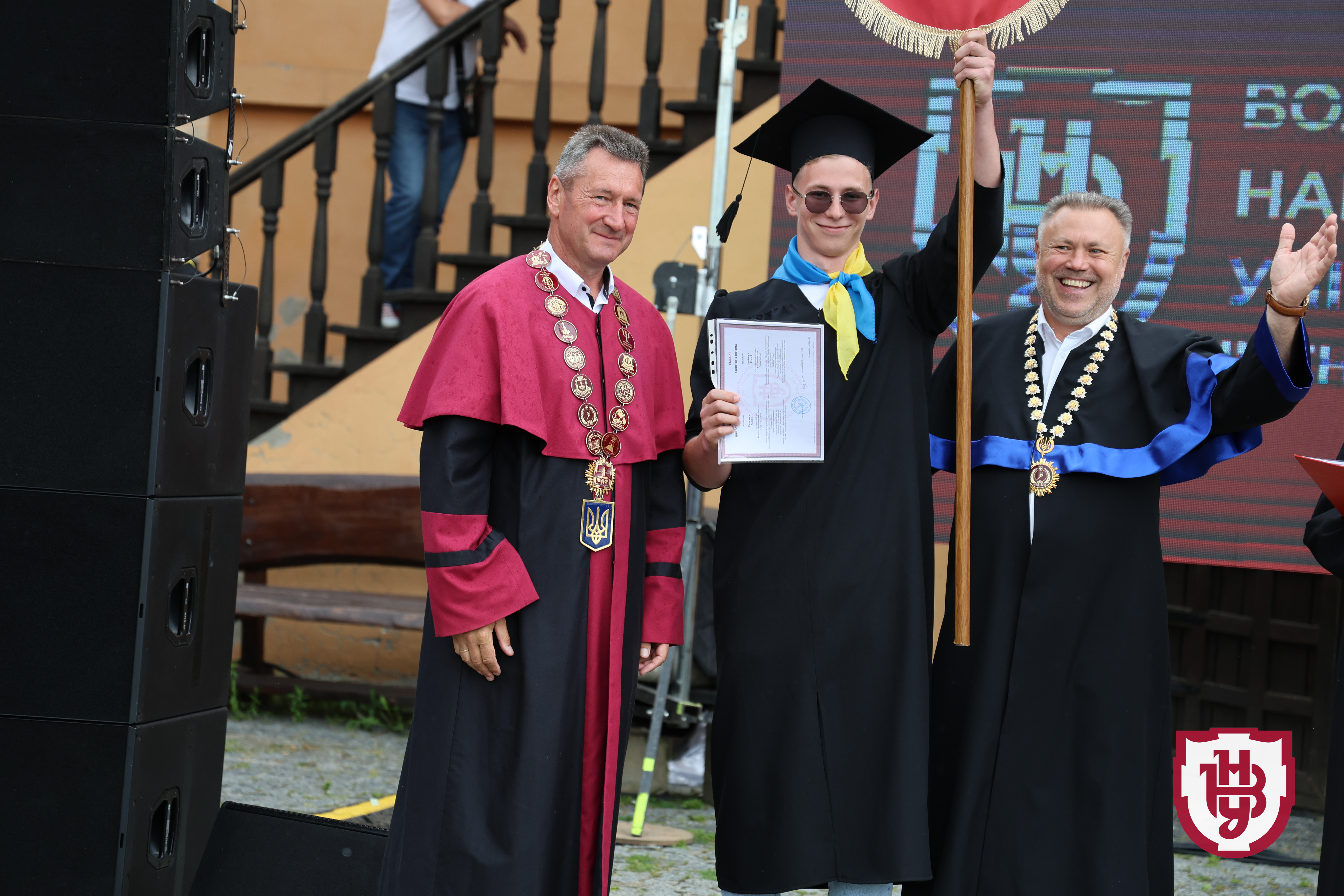 Випуск бакалаврів 2025: студенти ВНУ імені Лесі Українки отримали дипломи
