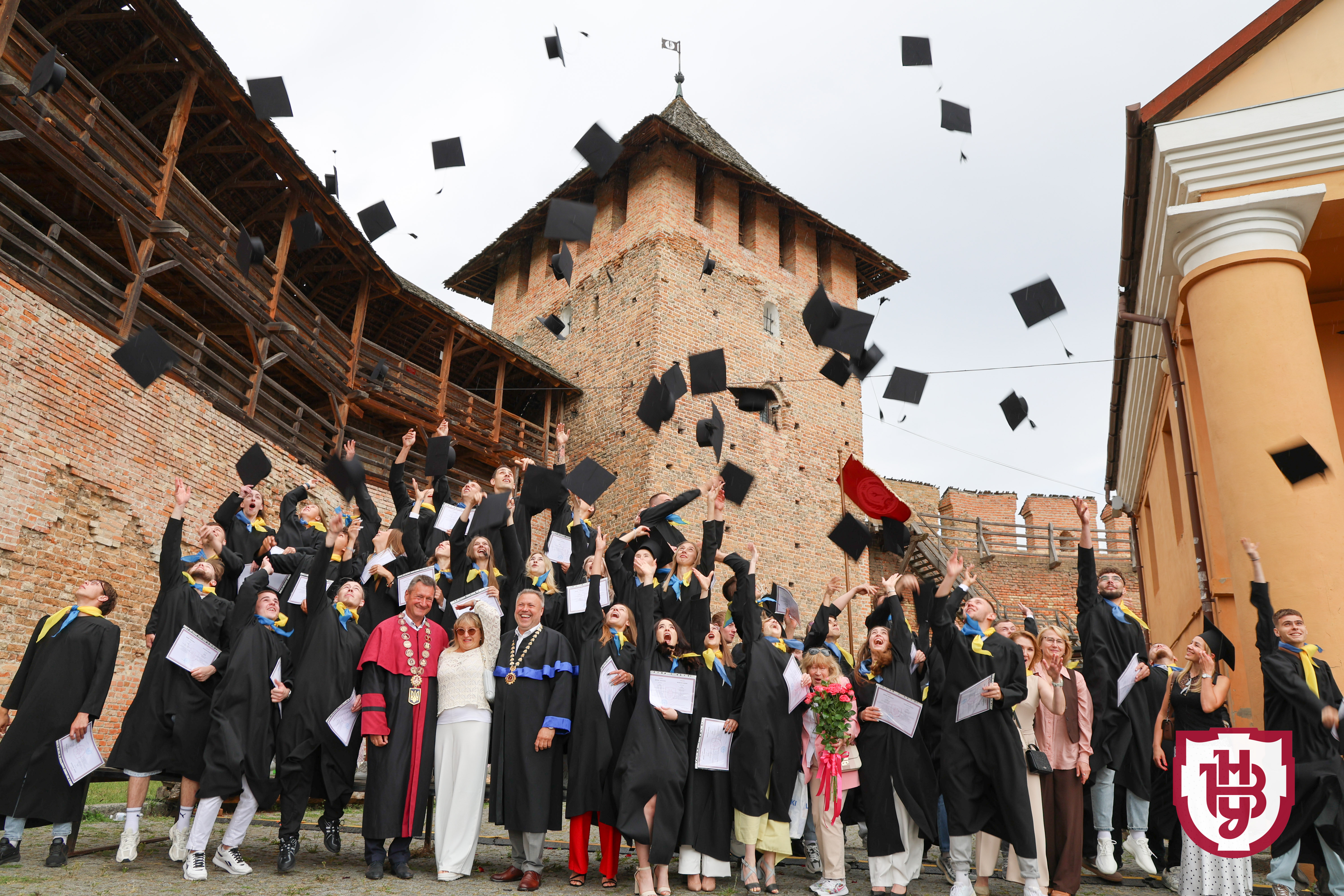 Випуск бакалаврів 2025: студенти ВНУ імені Лесі Українки отримали дипломи