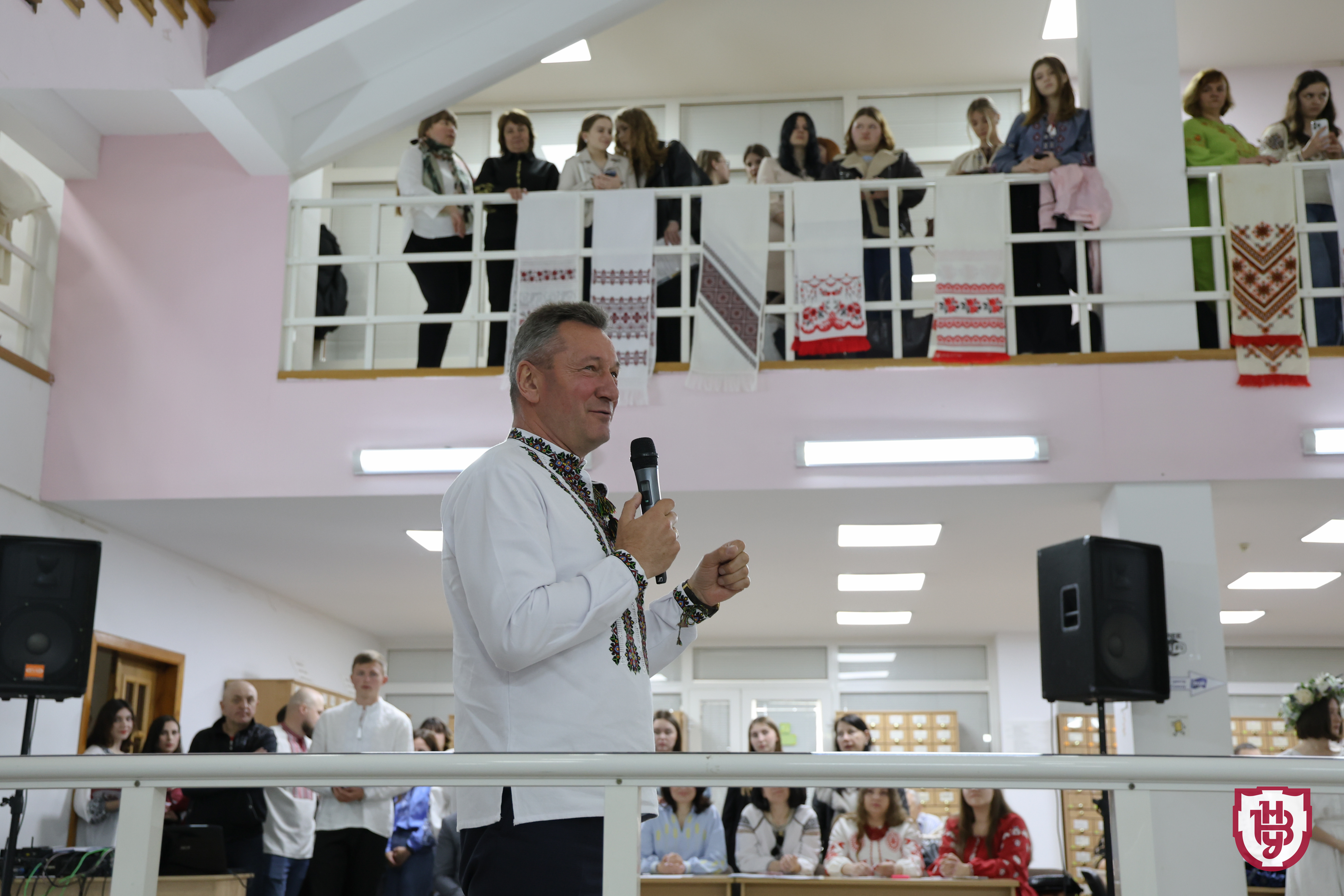 В Університеті відсвяткували день вишиванки