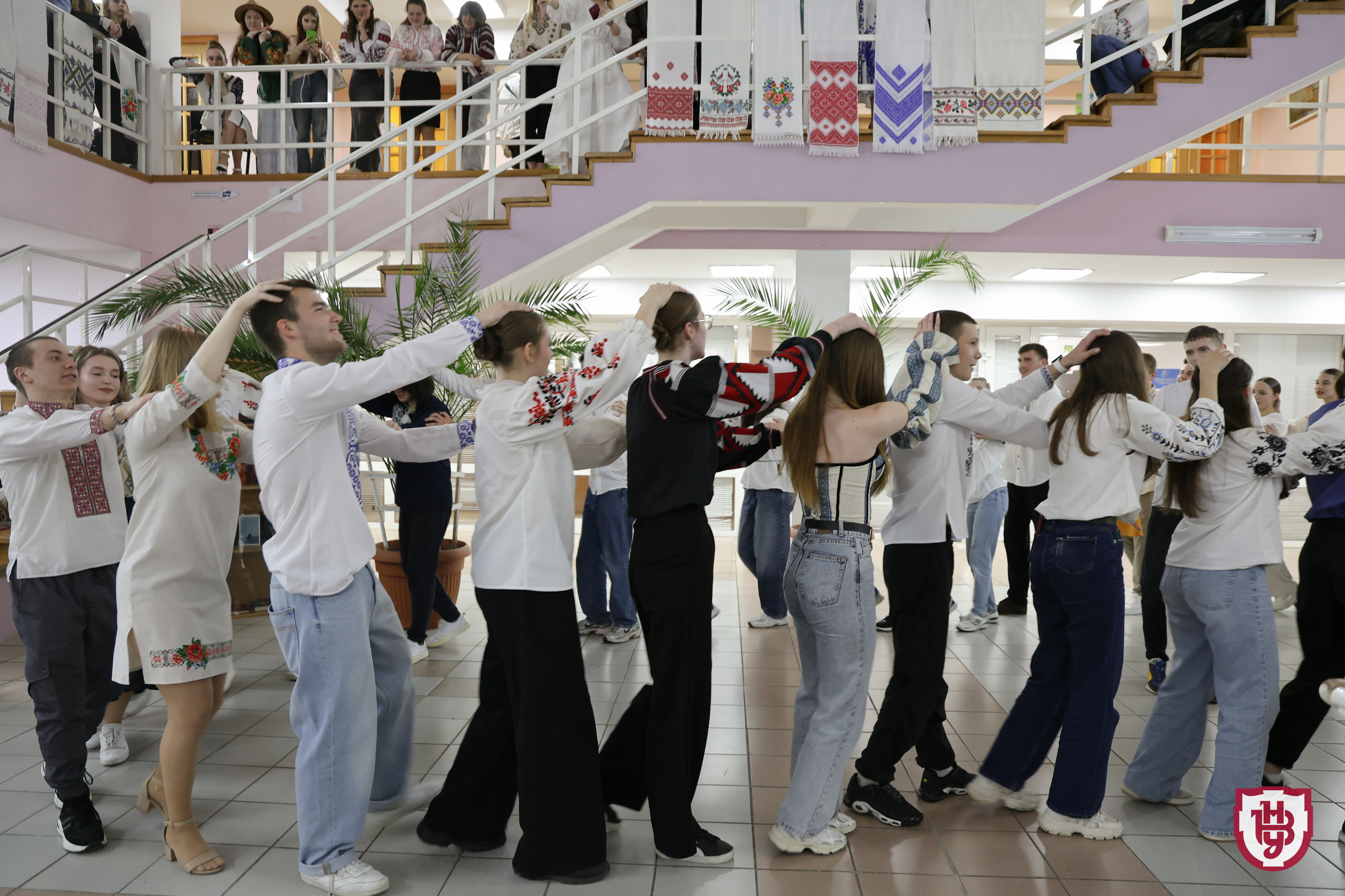 В Університеті відсвяткували день вишиванки