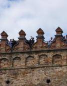 Аукціон, фотосесії та флешмоби: Лесині люди відзначили день вишиванки у замку Любарта