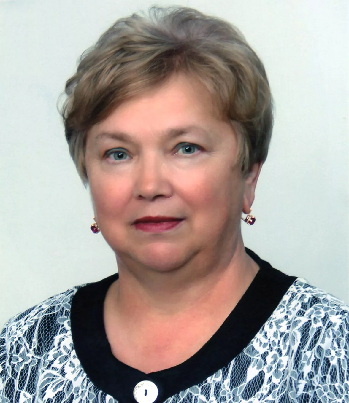 Тихомирова Євгенія Борисівна