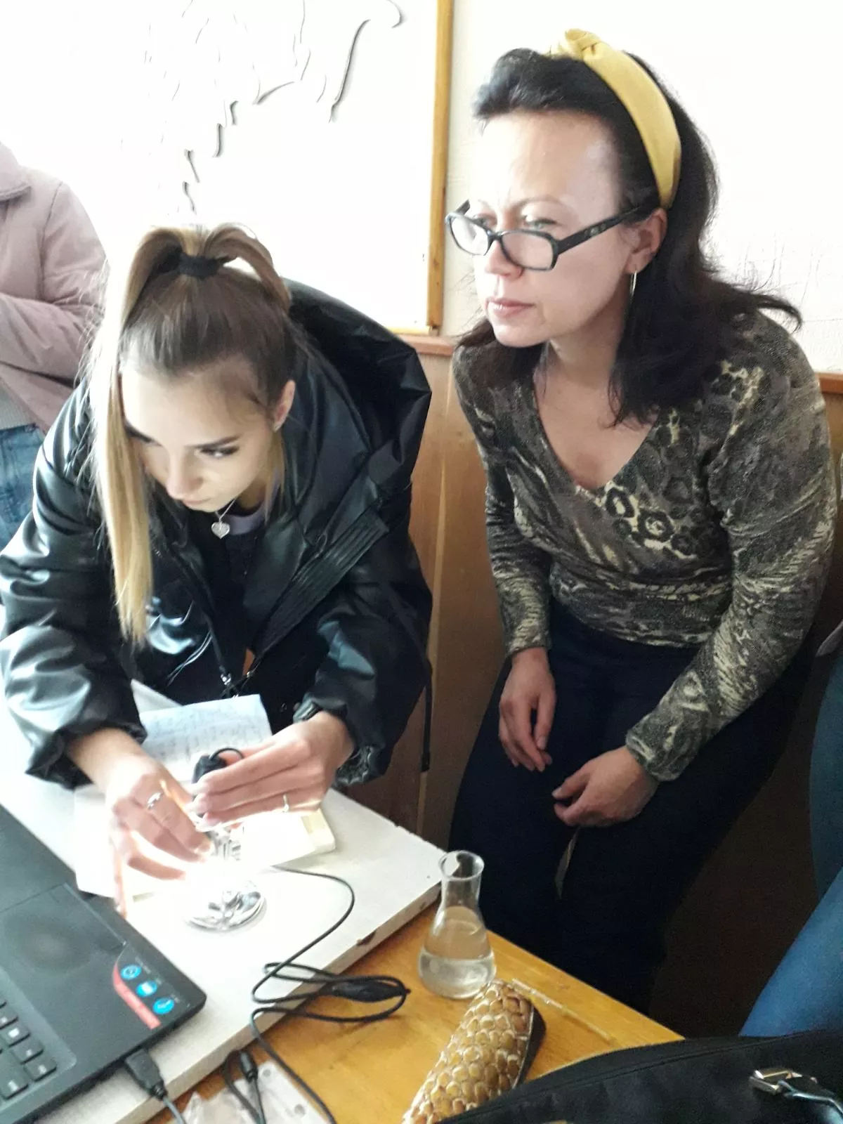 Студентам організували тренінг у секторі гідробіології Волинського ЦГМ