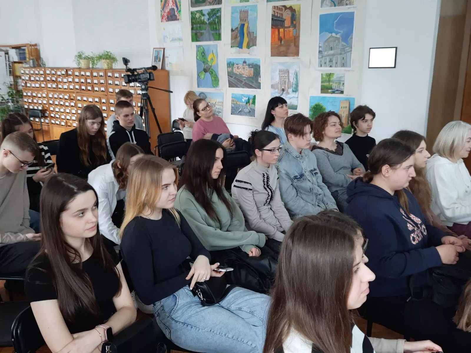 журналісти