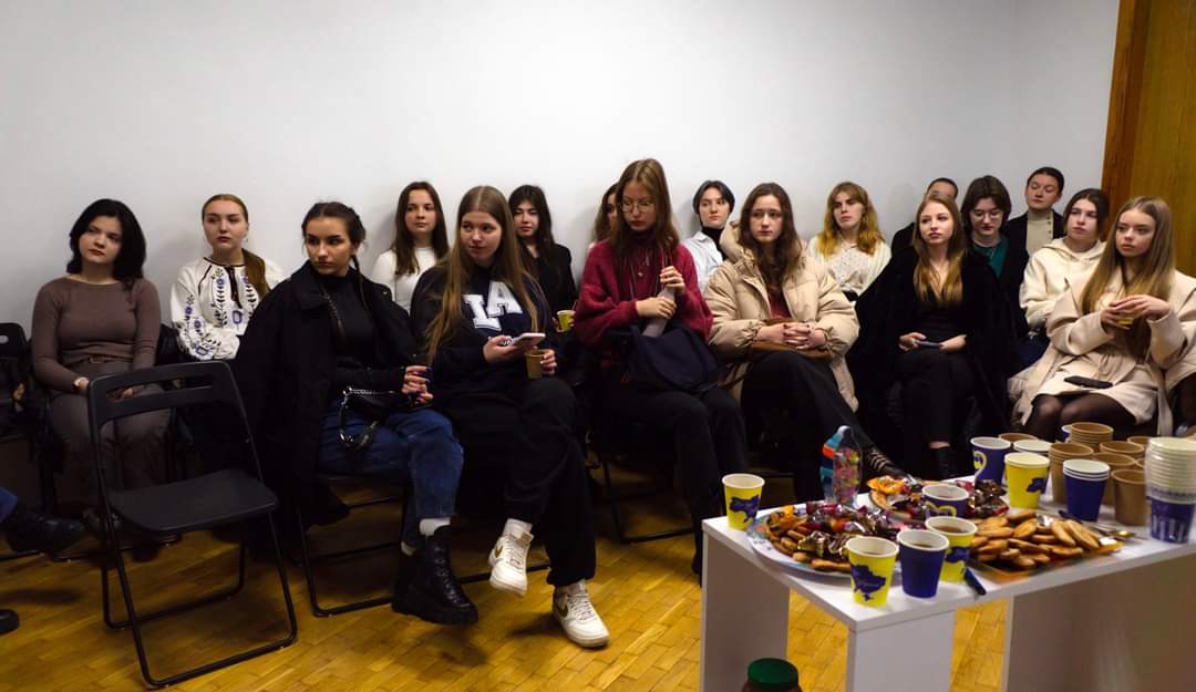 Літературна кав’ярня на факультеті філології та журналістики