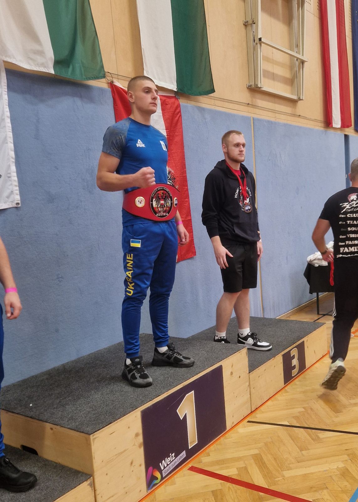 Спортсмени Університету привезли чемпіонські пояси з Австрії