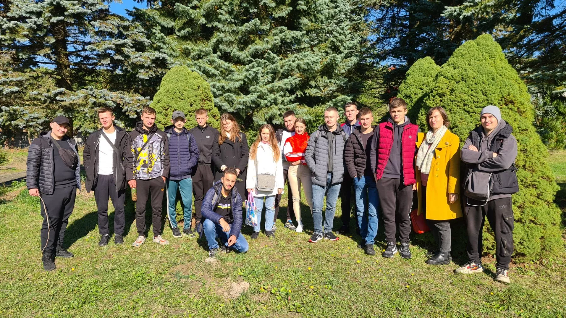 Студентам факультету біології та лісового господарства провели заняття на базі ДП «Волинський лісовий селекційно-насіннєвий центр»