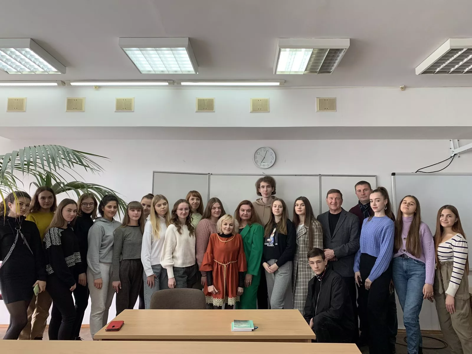 «Робота журналіста в умовах війни шалена»: практичний досвід випускового редактора