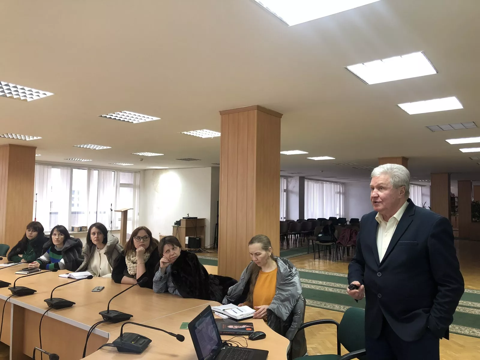 економісти