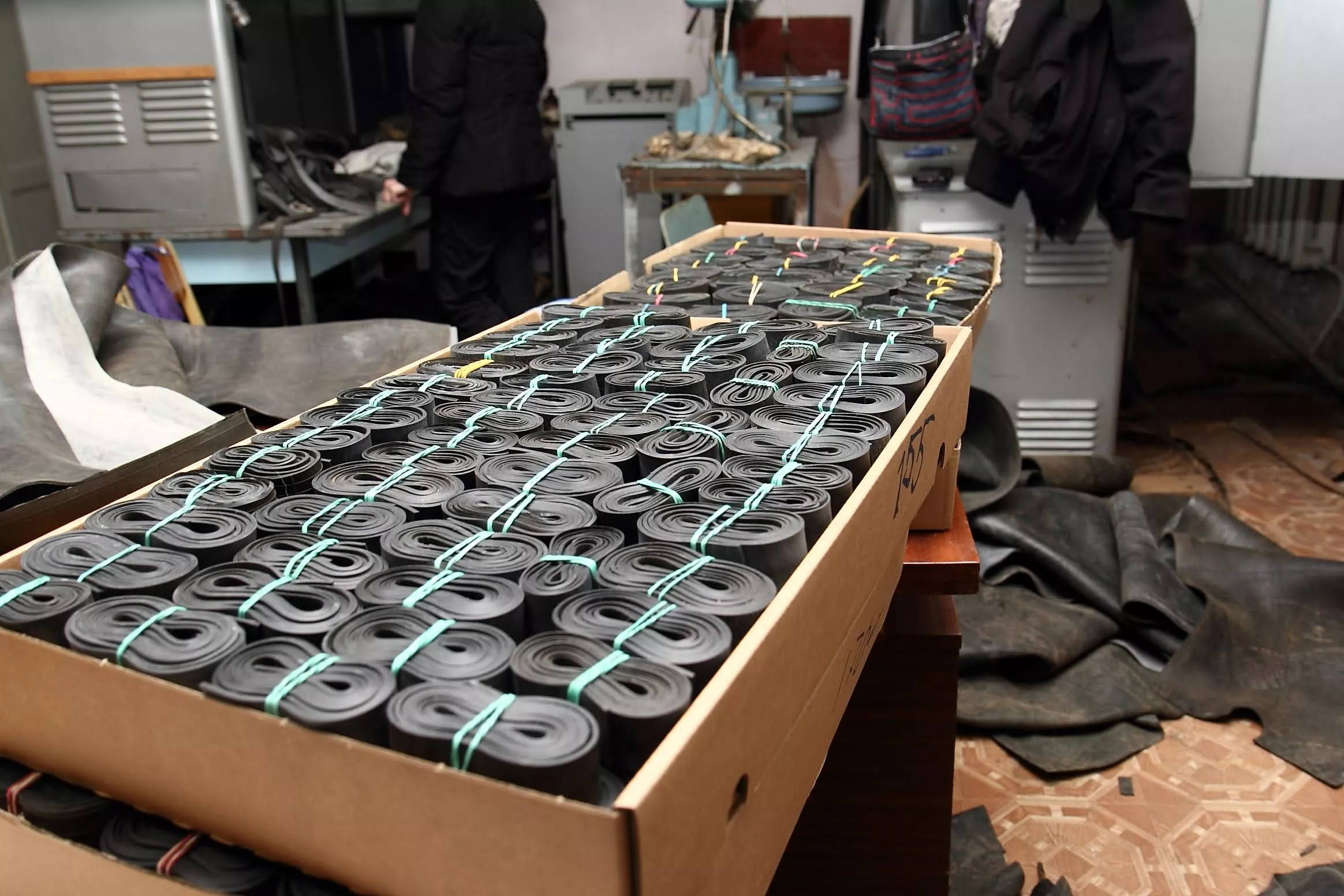 В Університеті виготовляють кровоспинні джгути