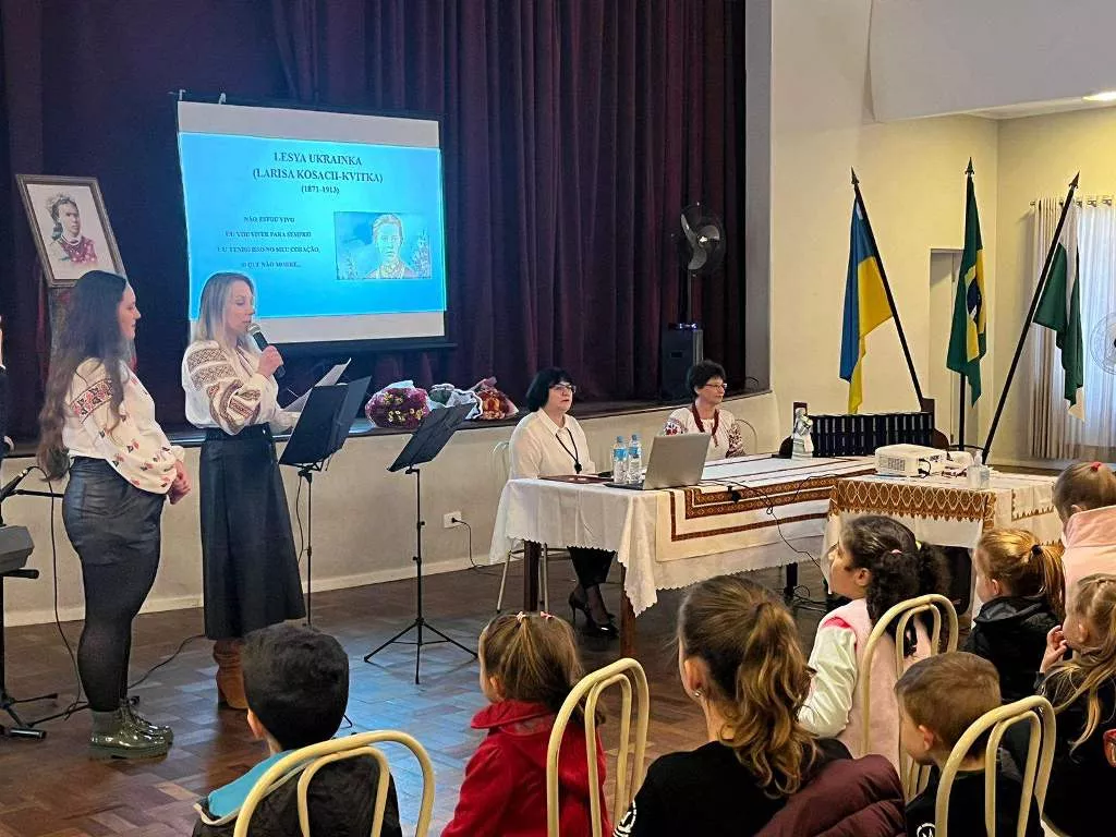 чотирнадцятитомник