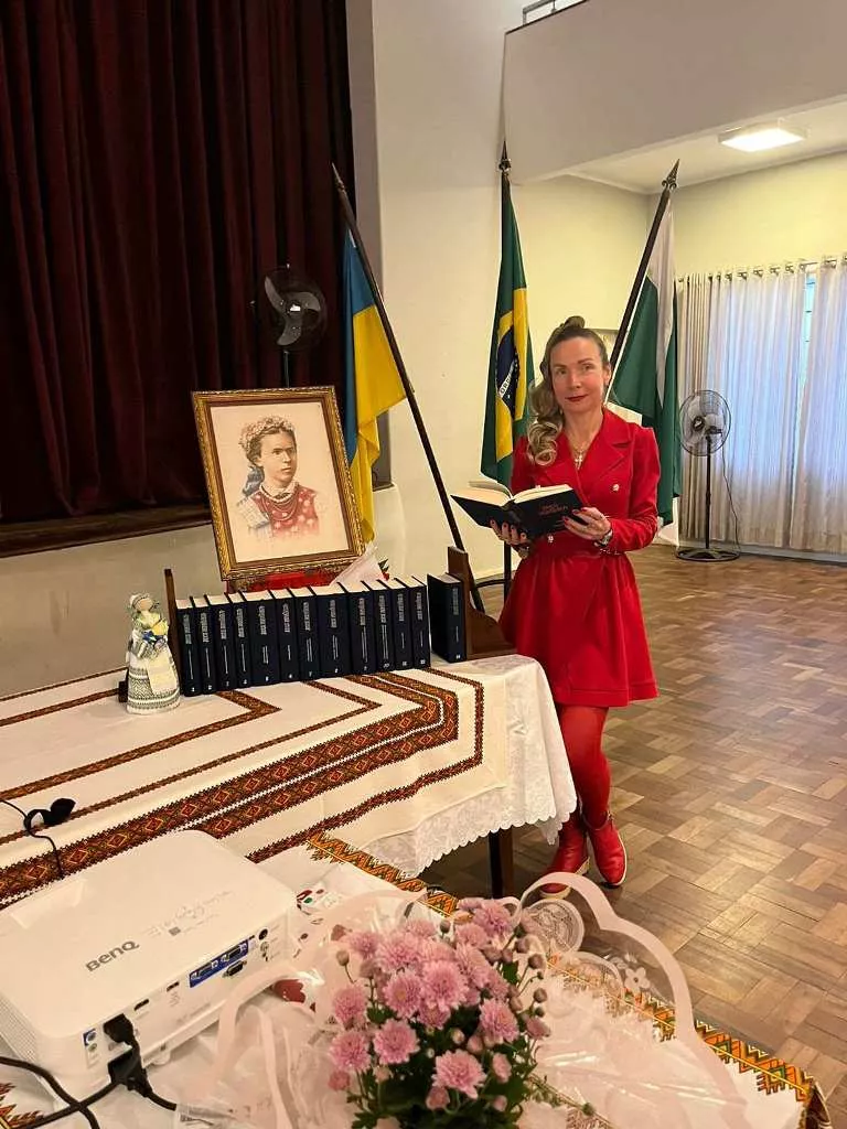 чотирнадцятитомник