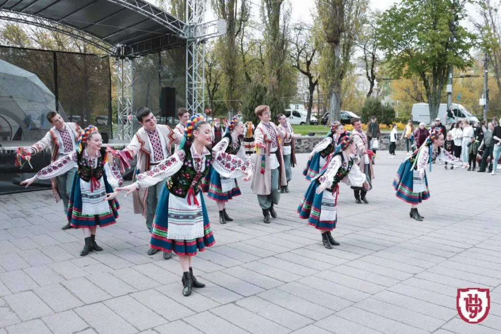 благодійність