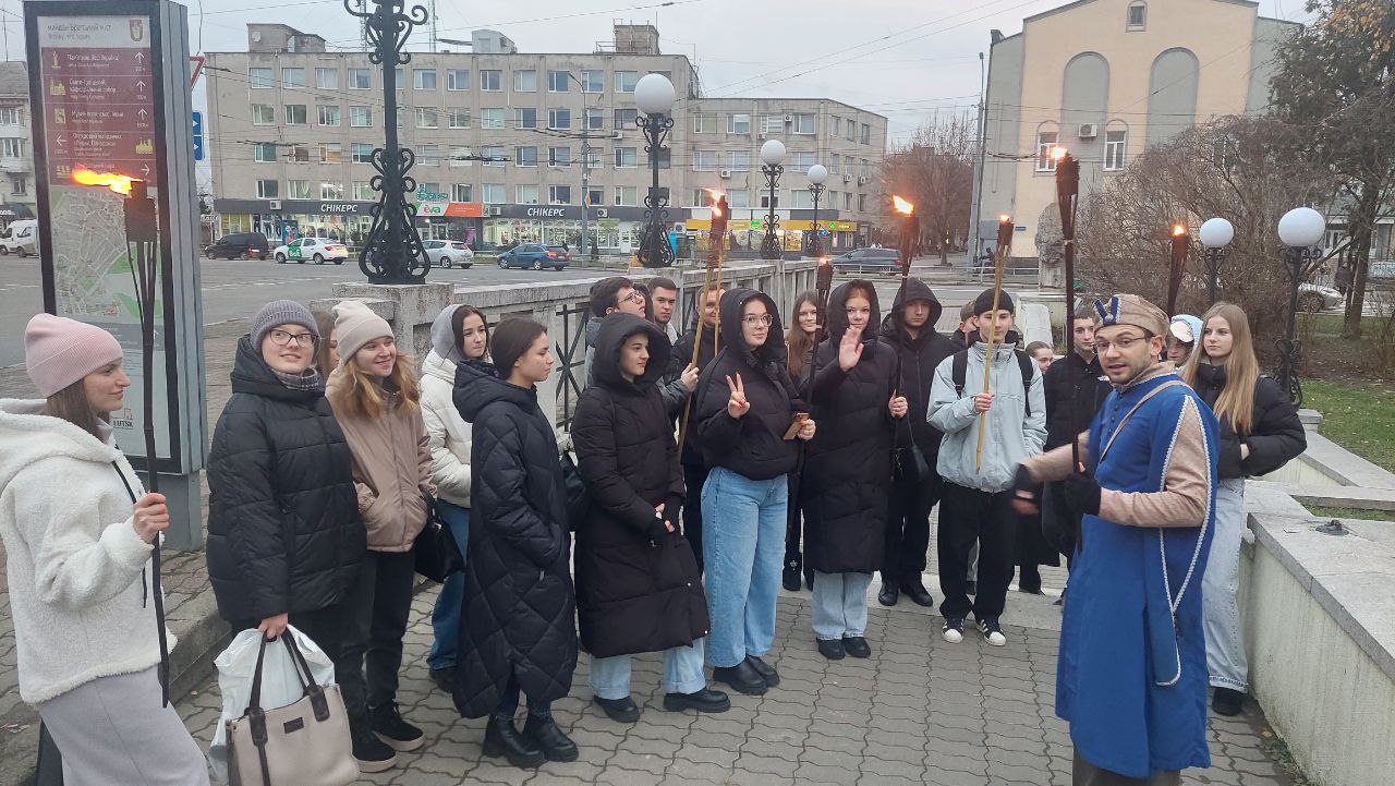 Публічні гостьові лекції, відзнаки й підтримка ЗСУ: ФЕУ відсвяткував річницю