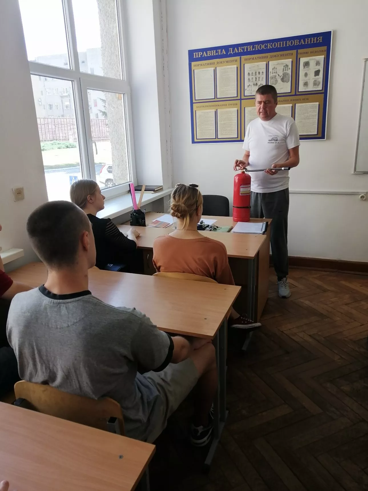 Для студентів спеціальності 071 Облік і оподаткування провели семінар-тренінг із цивільного захисту