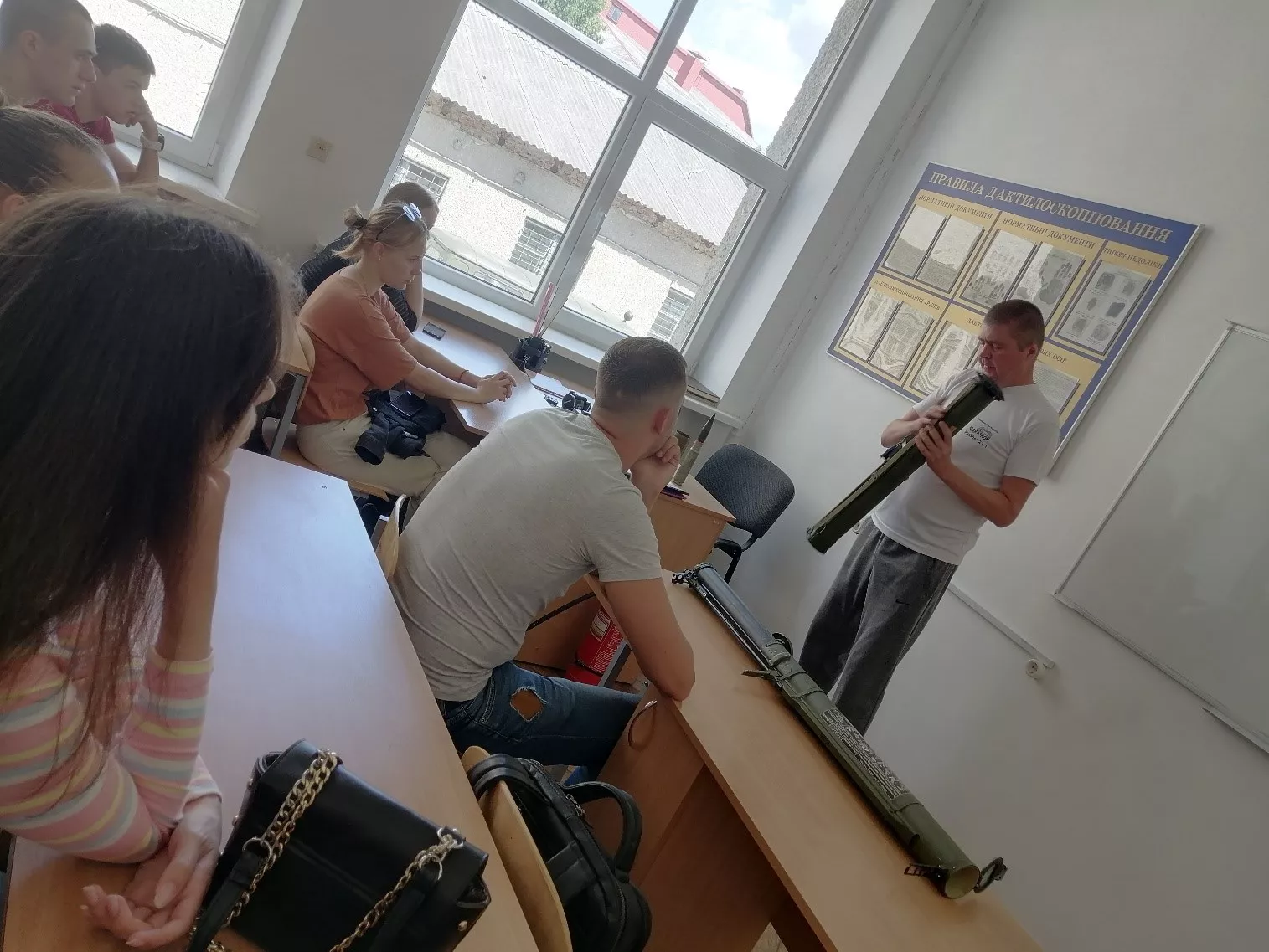 Для студентів спеціальності 071 Облік і оподаткування провели семінар-тренінг із цивільного захисту