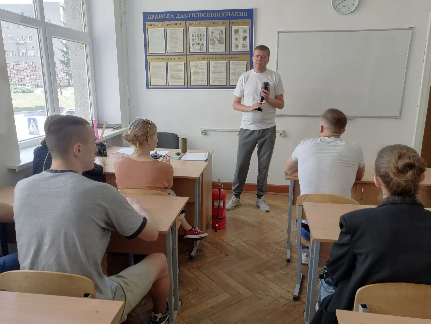 Для студентів спеціальності 071 Облік і оподаткування провели семінар-тренінг із цивільного захисту