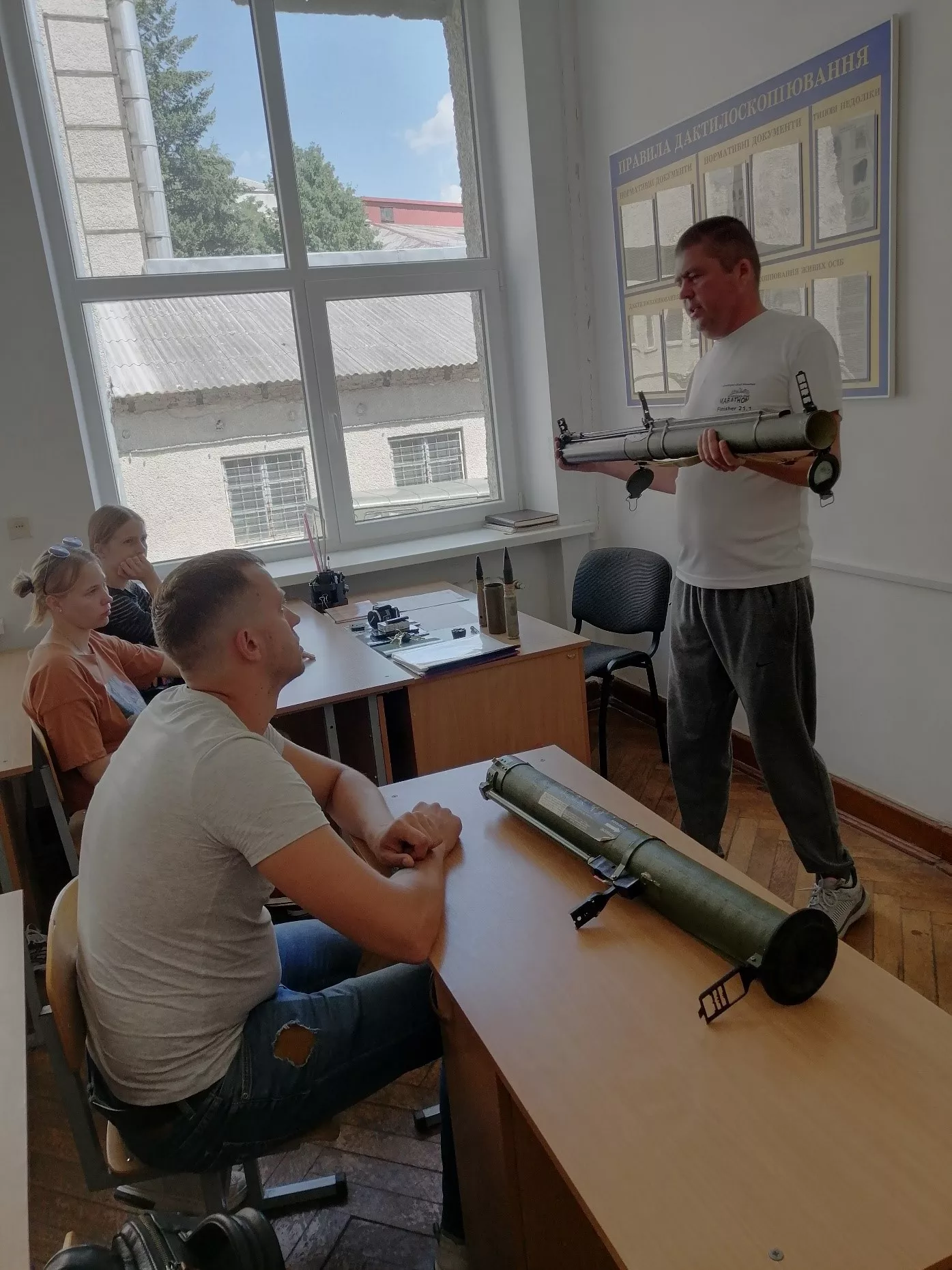 Для студентів спеціальності 071 Облік і оподаткування провели семінар-тренінг із цивільного захисту